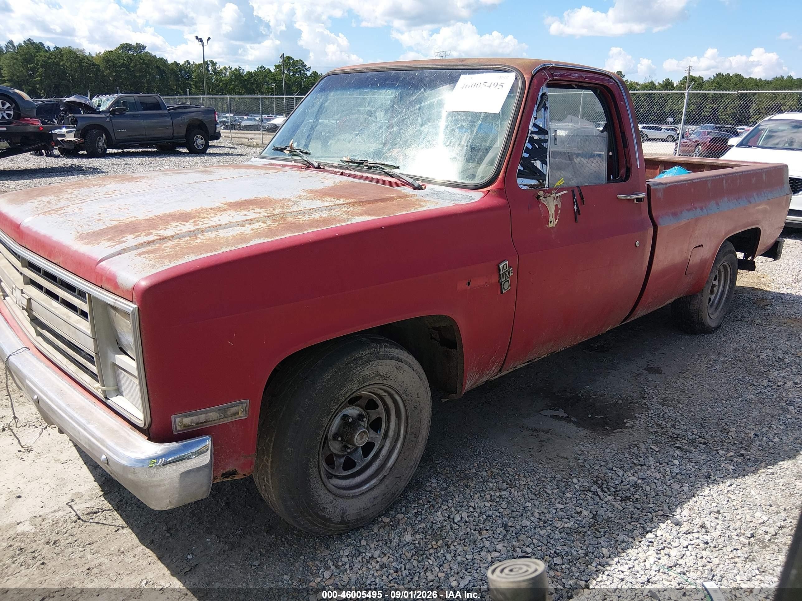 1985 Chevrolet C10 Red vin: 2GCDC14H9F1114090