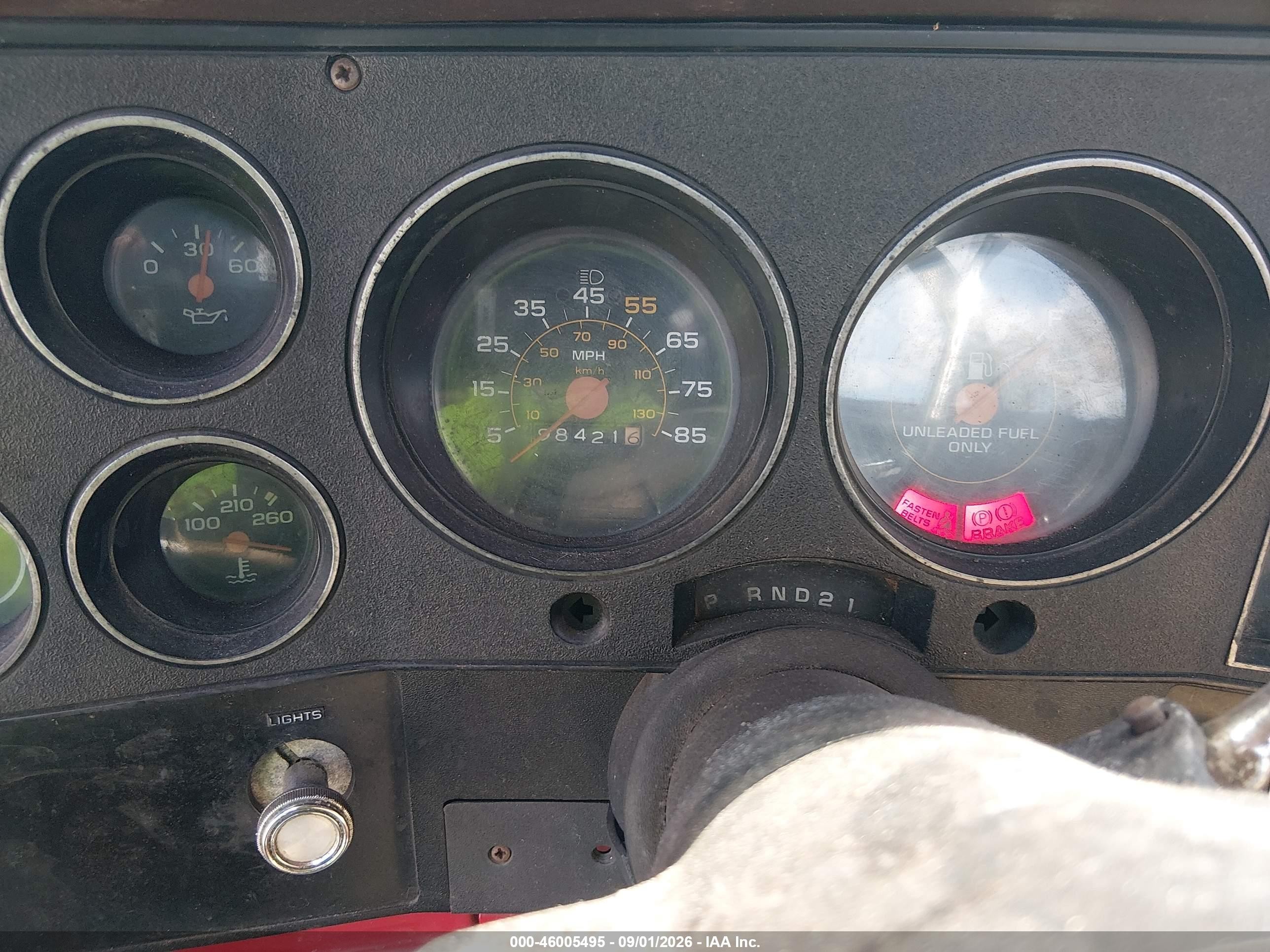 1985 Chevrolet C10 Red vin: 2GCDC14H9F1114090