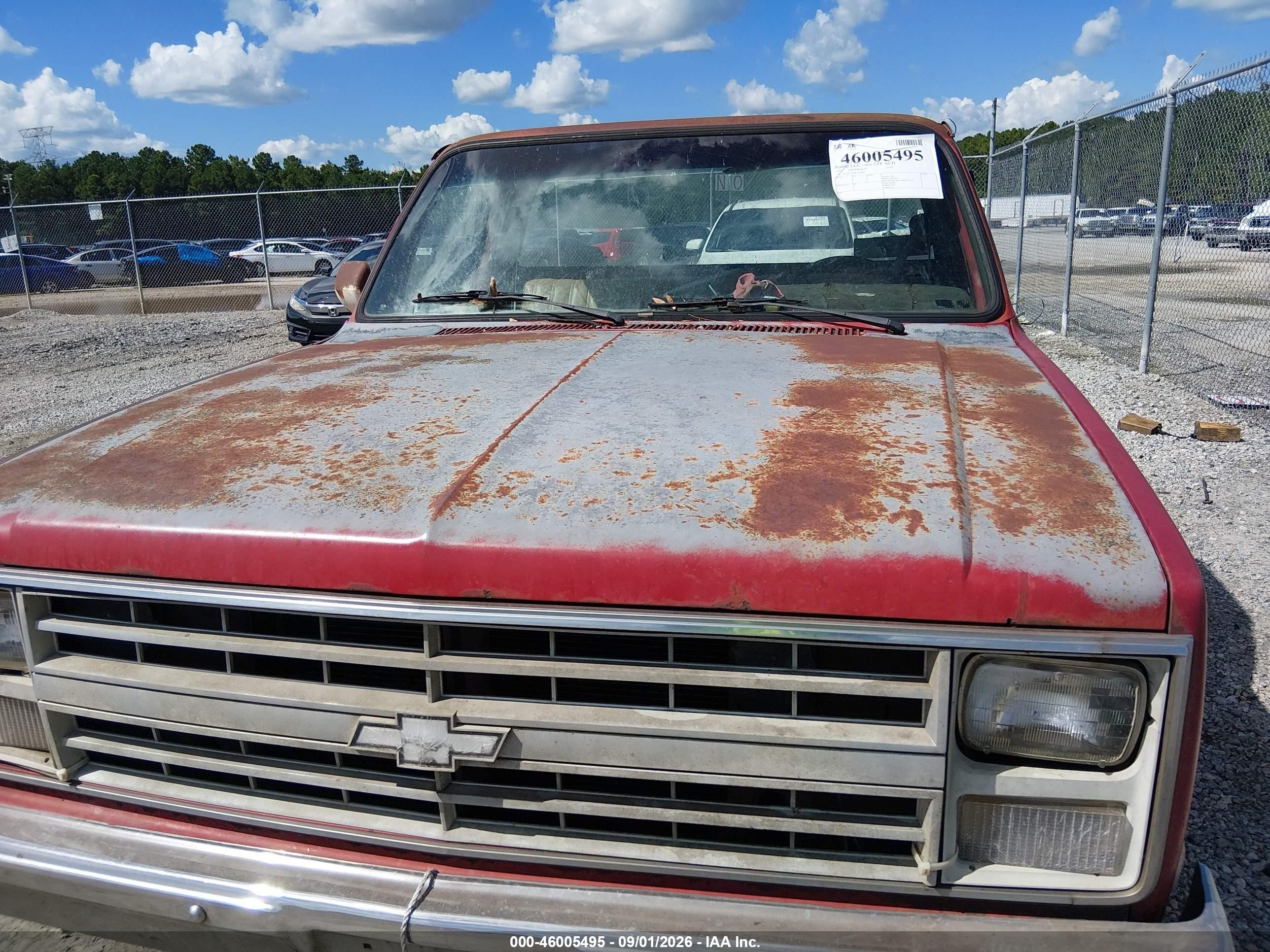 1985 Chevrolet C10 Red vin: 2GCDC14H9F1114090