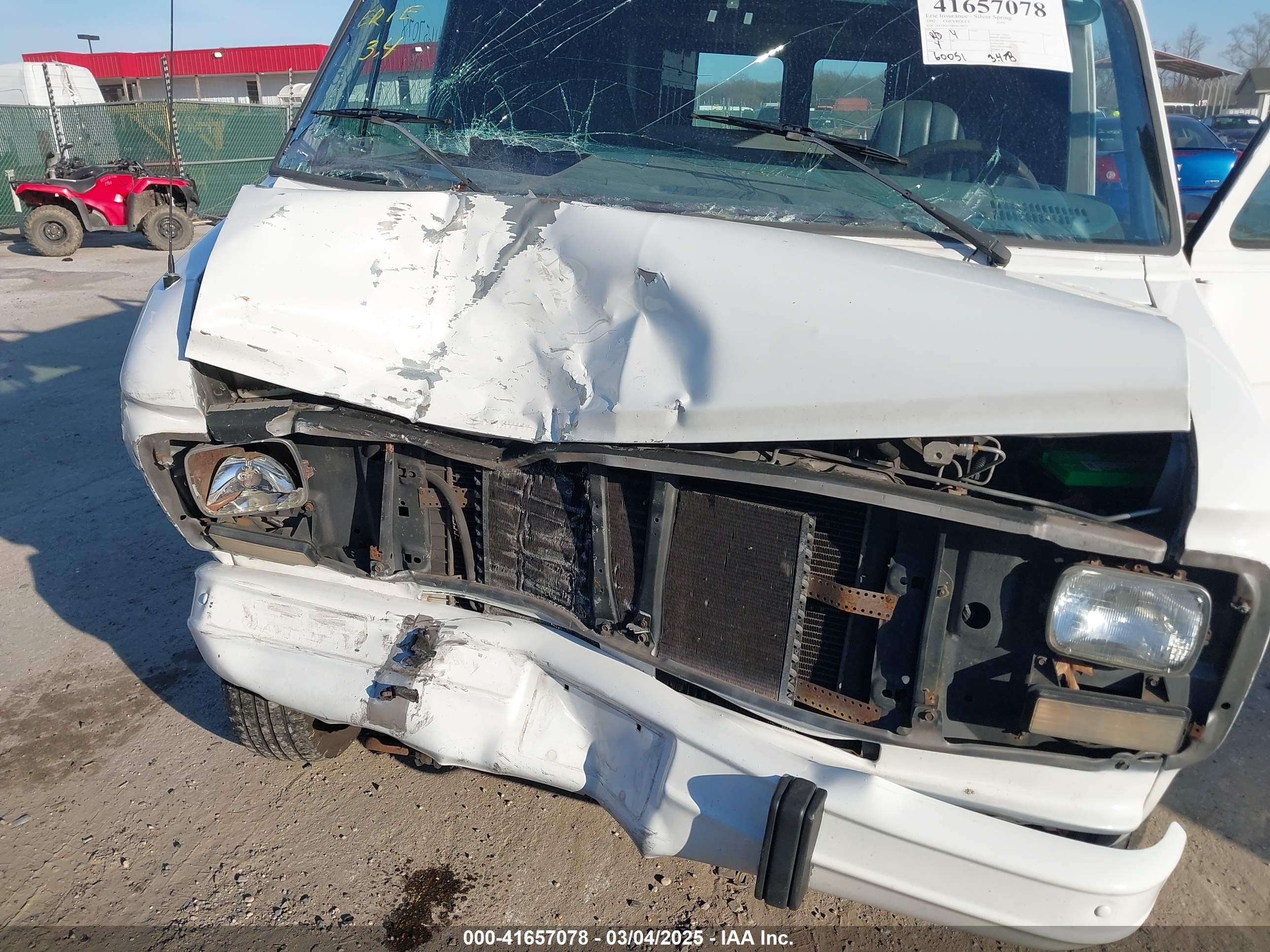 1992 Chevrolet G10   Белый vin: 2GCDG15H8N4138915