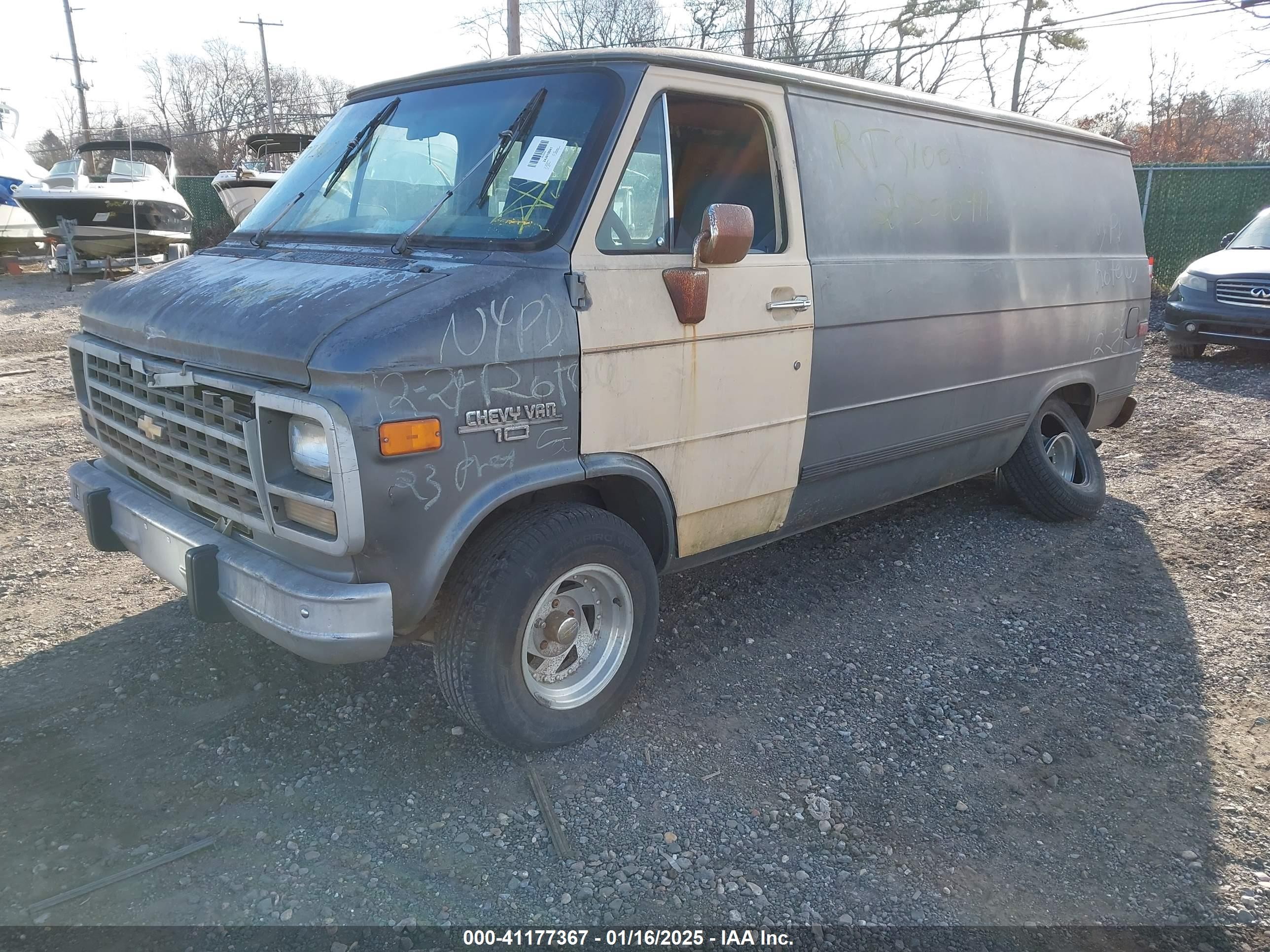 1992 Chevrolet G10   Gray vin: 2GCDG15Z9N4153240