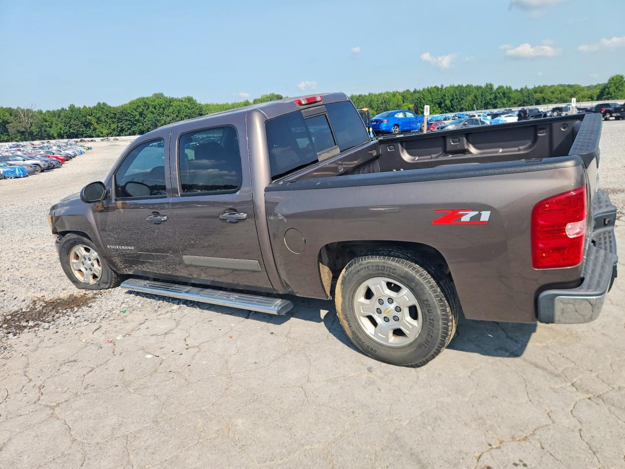 2007 Chevrolet Silverado C1500 Crew Cab Brown vin: 2GCEC130171725121