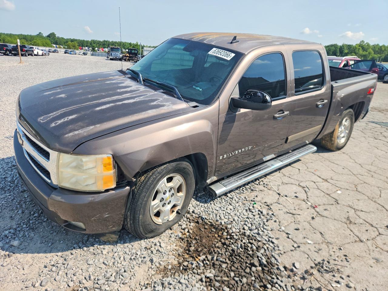 2007 Chevrolet Silverado C1500 Crew Cab Brown vin: 2GCEC130171725121