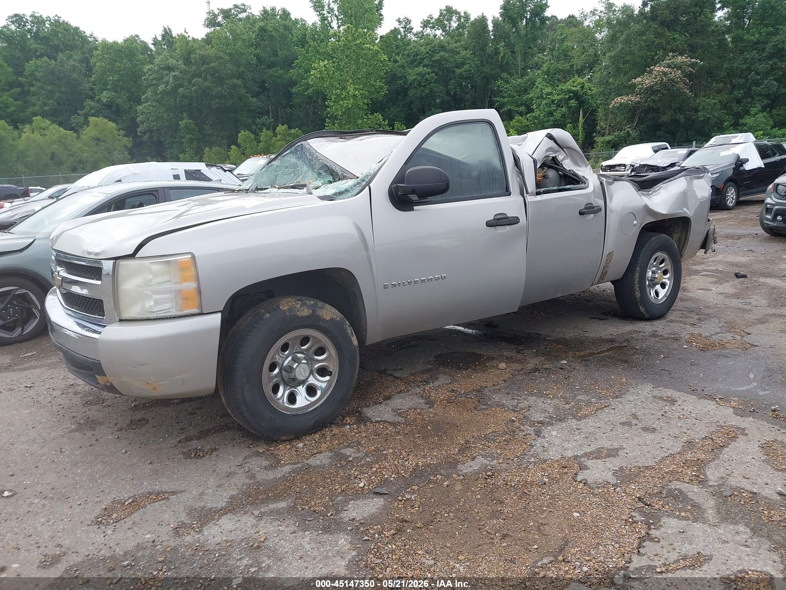 2007 Chevrolet Silverado 1500 Work Truck Silver vin: 2GCEC13C271615642