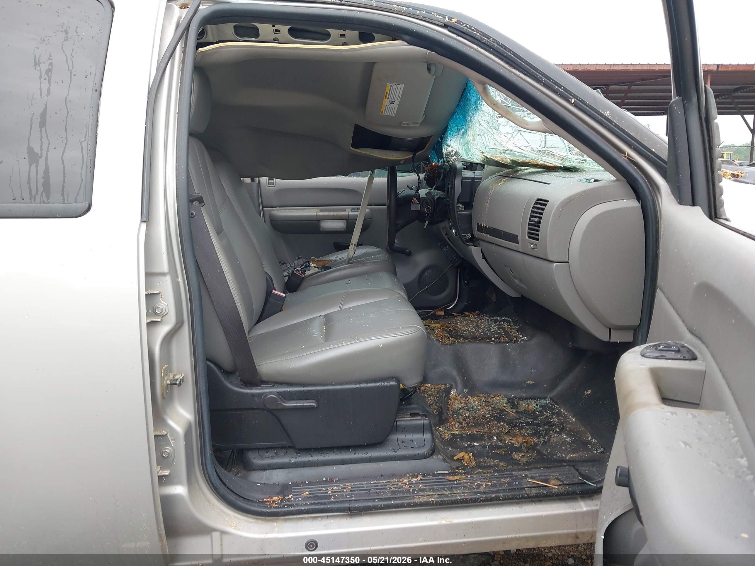 2007 Chevrolet Silverado 1500 Work Truck Silver vin: 2GCEC13C271615642