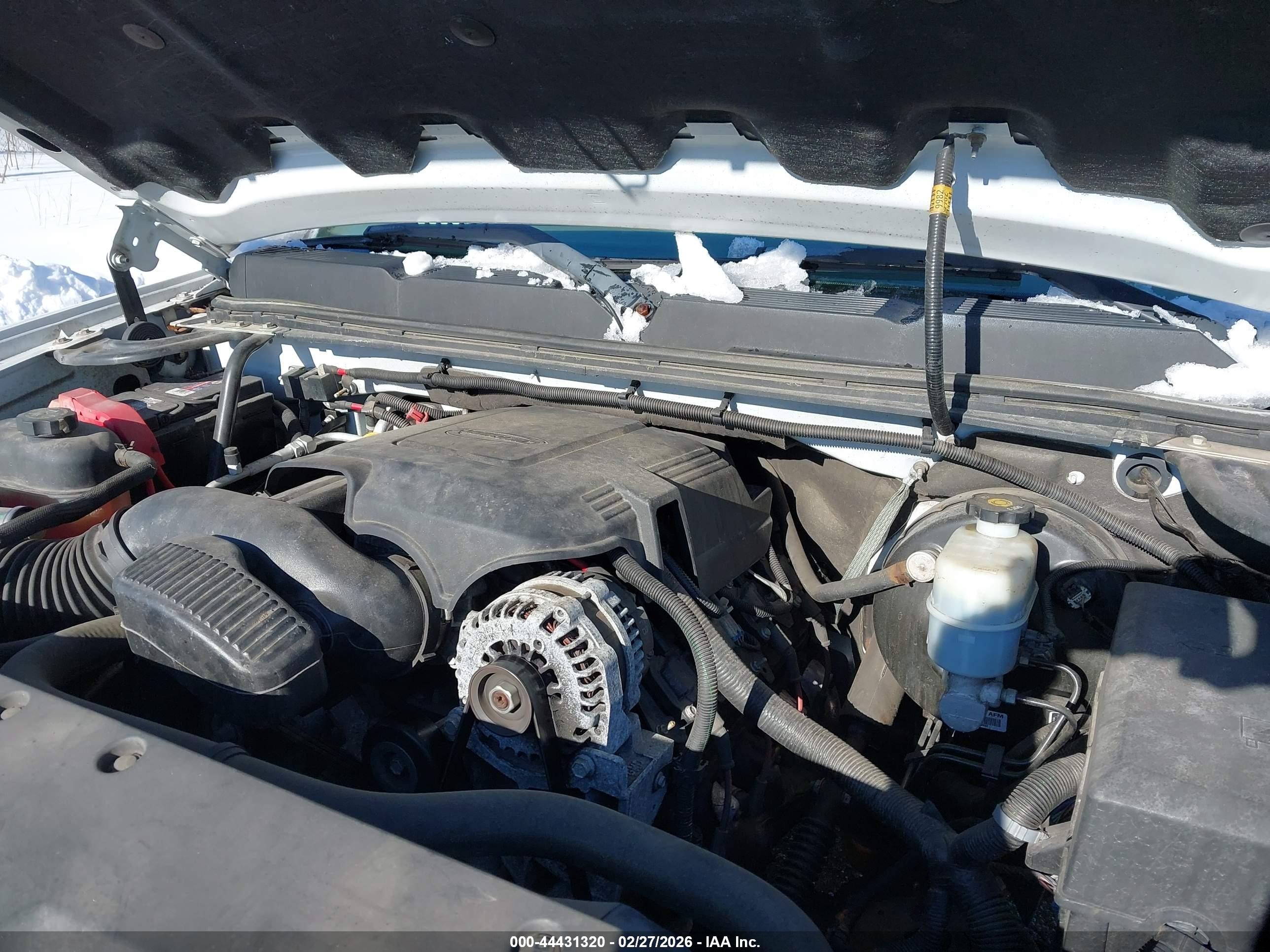 2007 Chevrolet Silverado 1500 Work Truck White vin: 2GCEC13C271620257