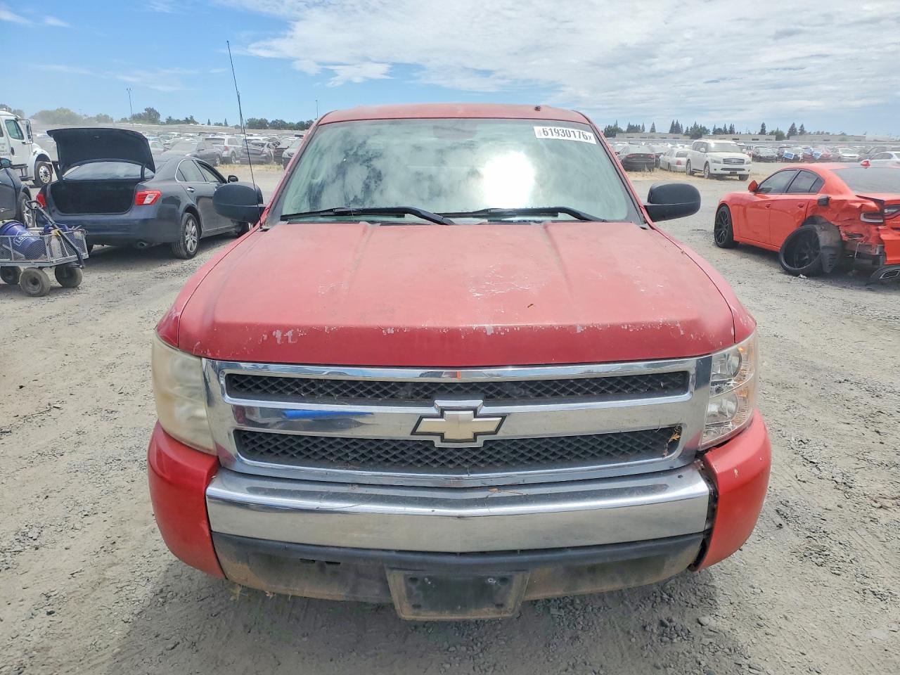 2007 Chevrolet Silverado C1500 Crew Cab Red vin: 2GCEC13C371730122