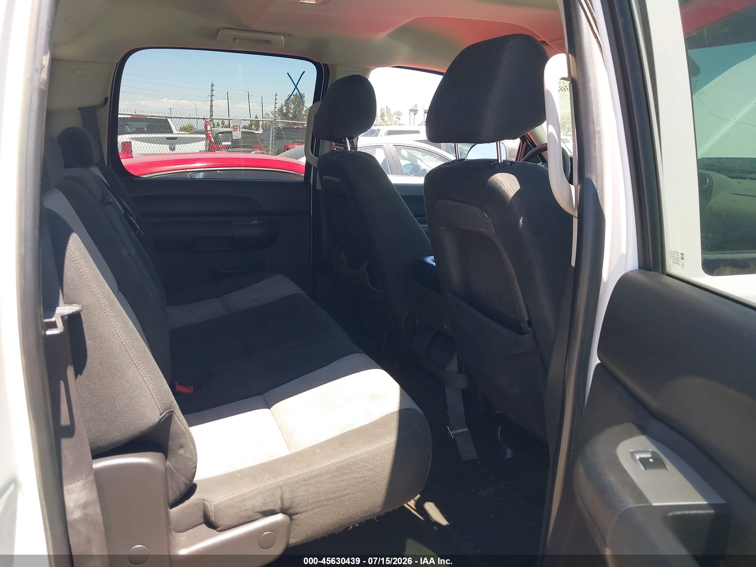 2008 Chevrolet Silverado 1500 Ls White vin: 2GCEC13C381191566