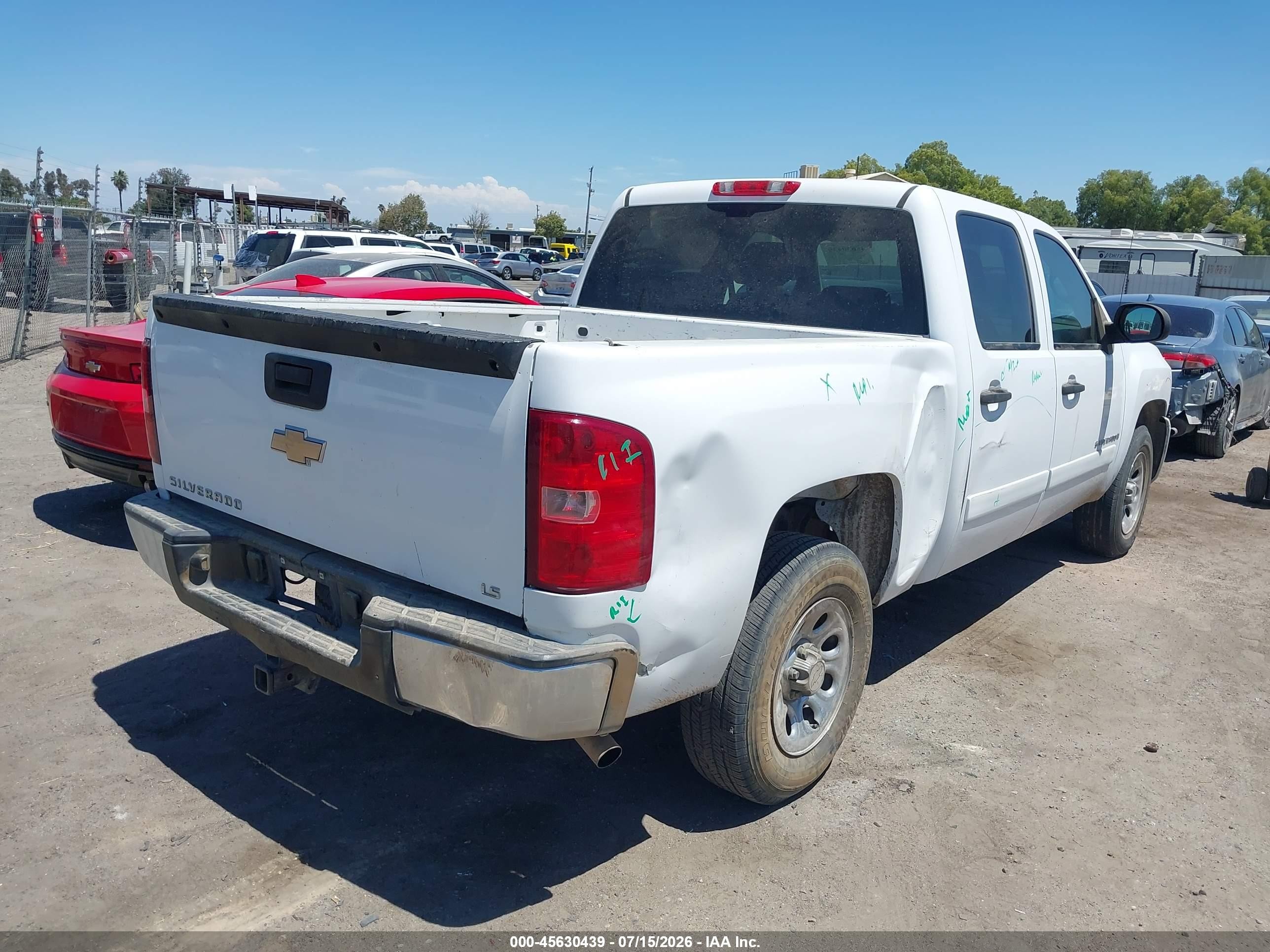 2008 Chevrolet Silverado 1500 Ls White vin: 2GCEC13C381191566