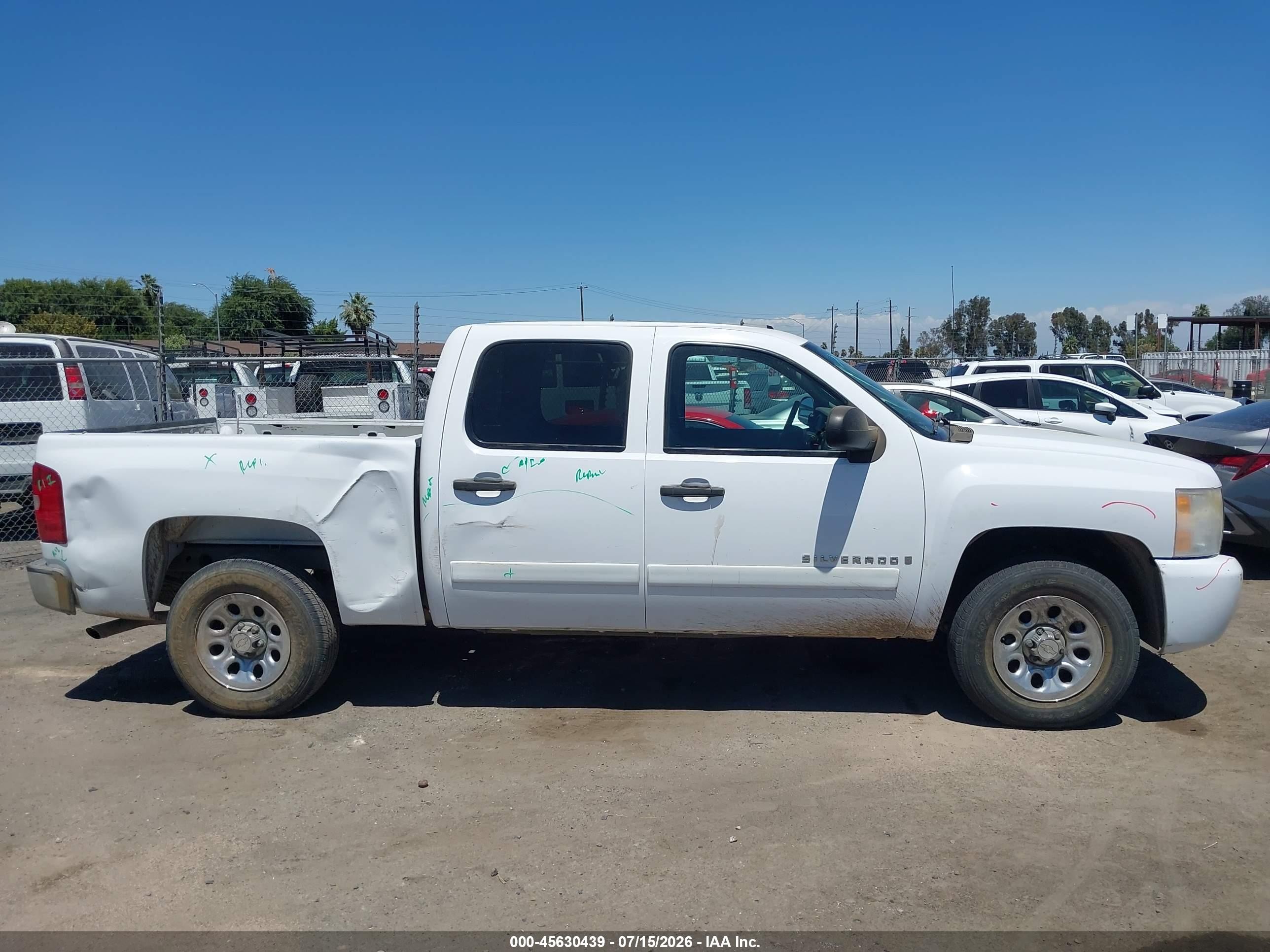 2008 Chevrolet Silverado 1500 Ls White vin: 2GCEC13C381191566