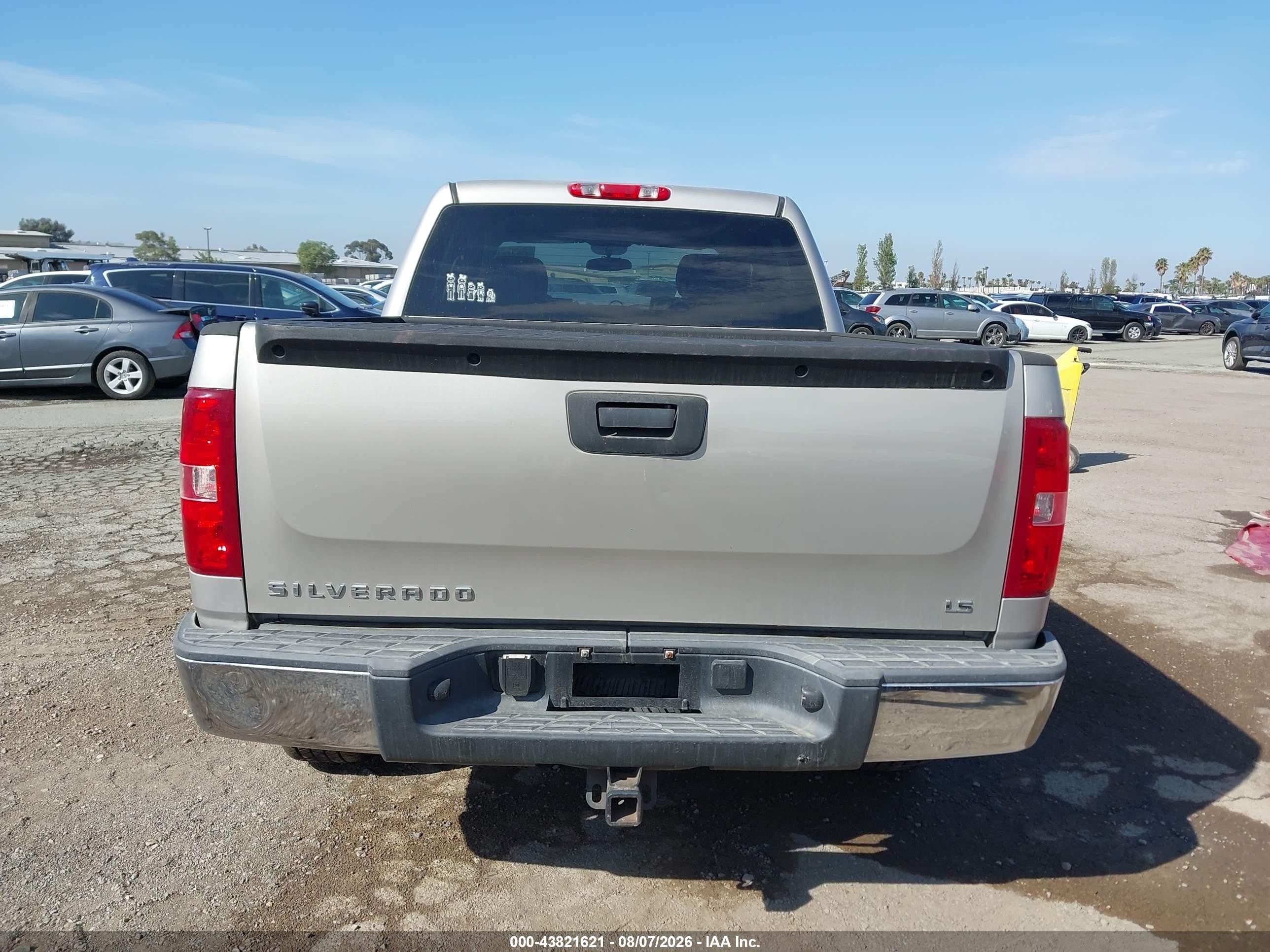 2007 Chevrolet Silverado 1500 Ls Серебряный vin: 2GCEC13C471718464
