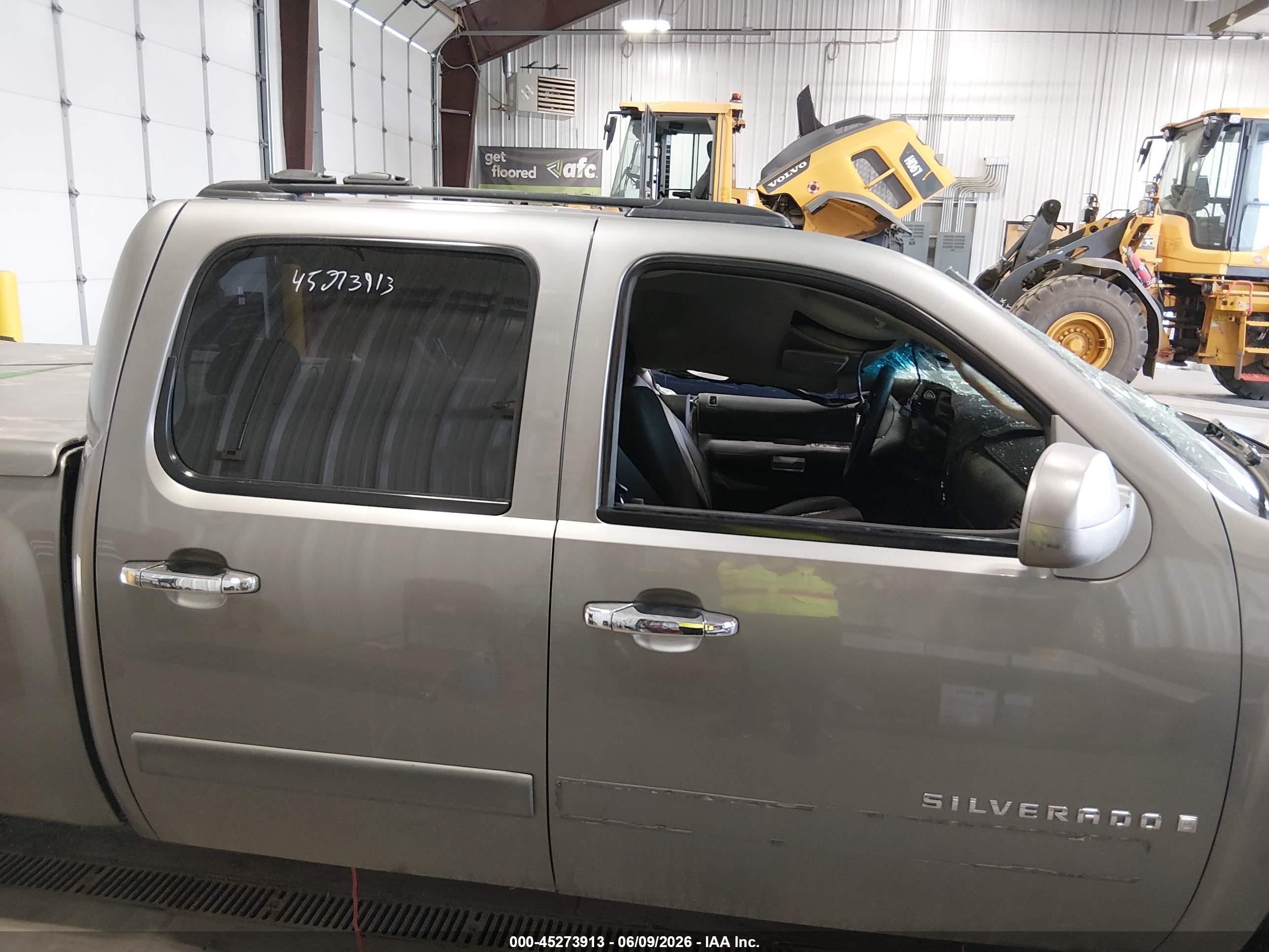 2007 Chevrolet Silverado 1500 Lt1 Серый vin: 2GCEC13C571546641