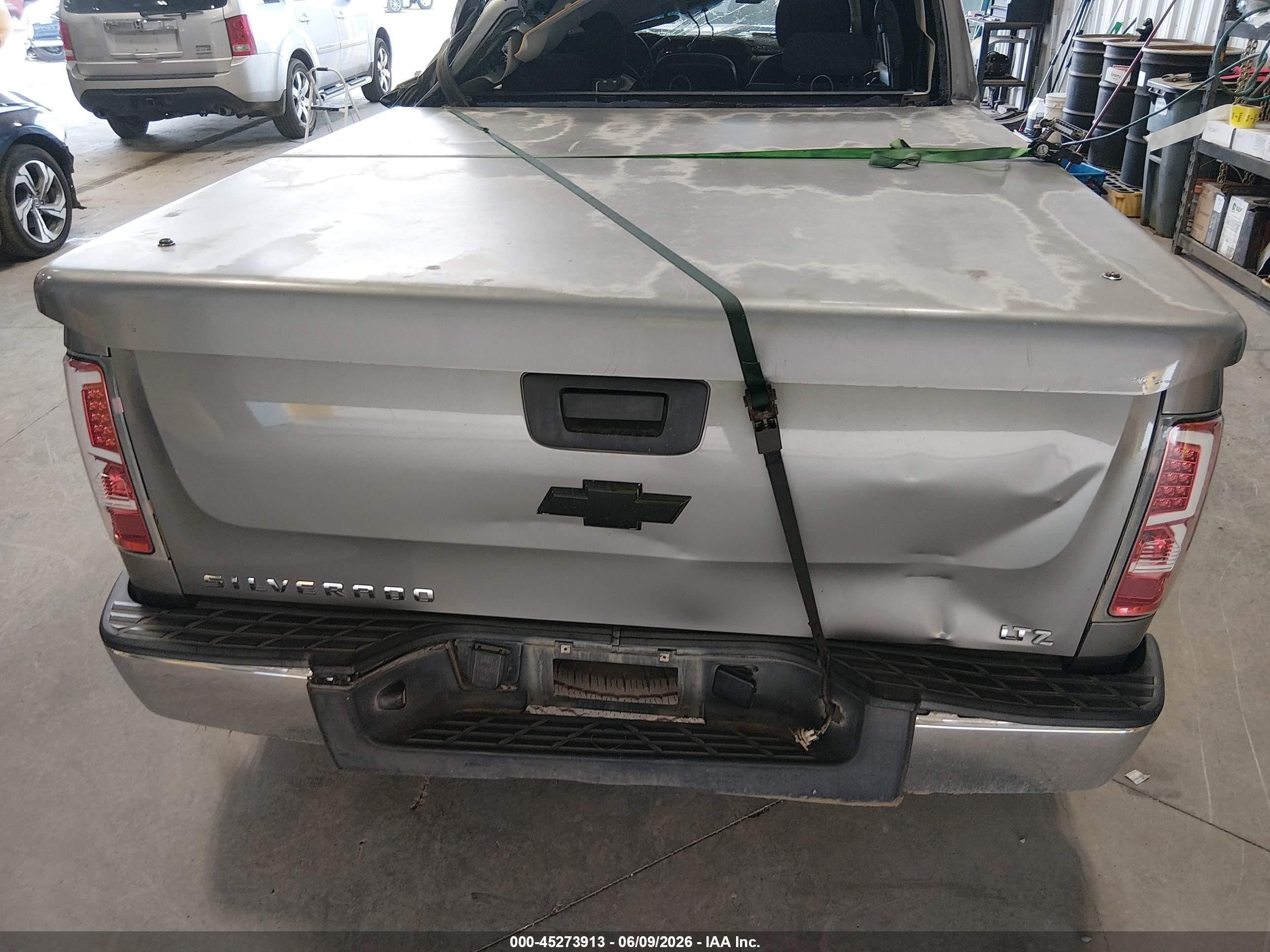 2007 Chevrolet Silverado 1500 Lt1 Серый vin: 2GCEC13C571546641