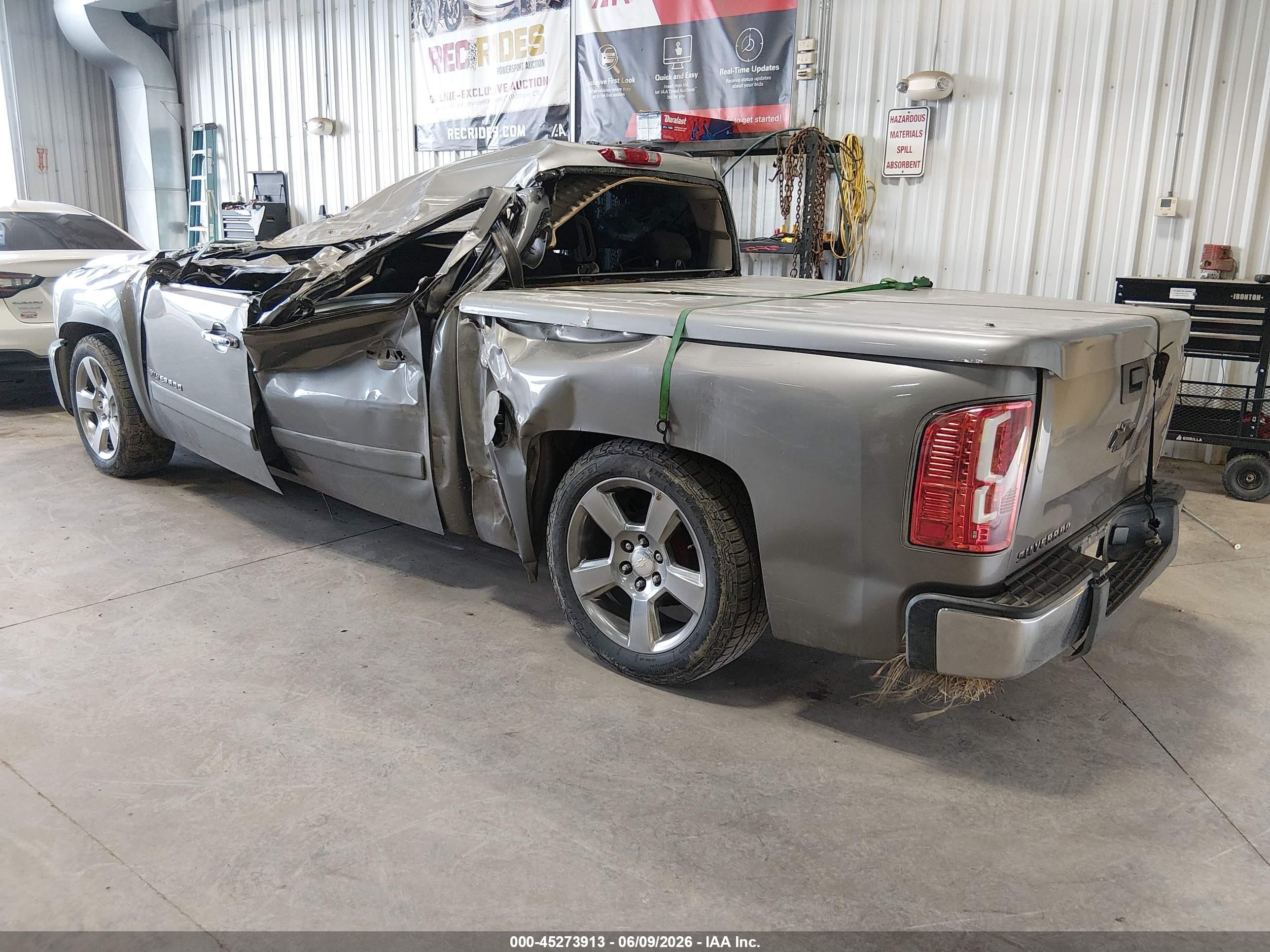 2007 Chevrolet Silverado 1500 Lt1 Серый vin: 2GCEC13C571546641