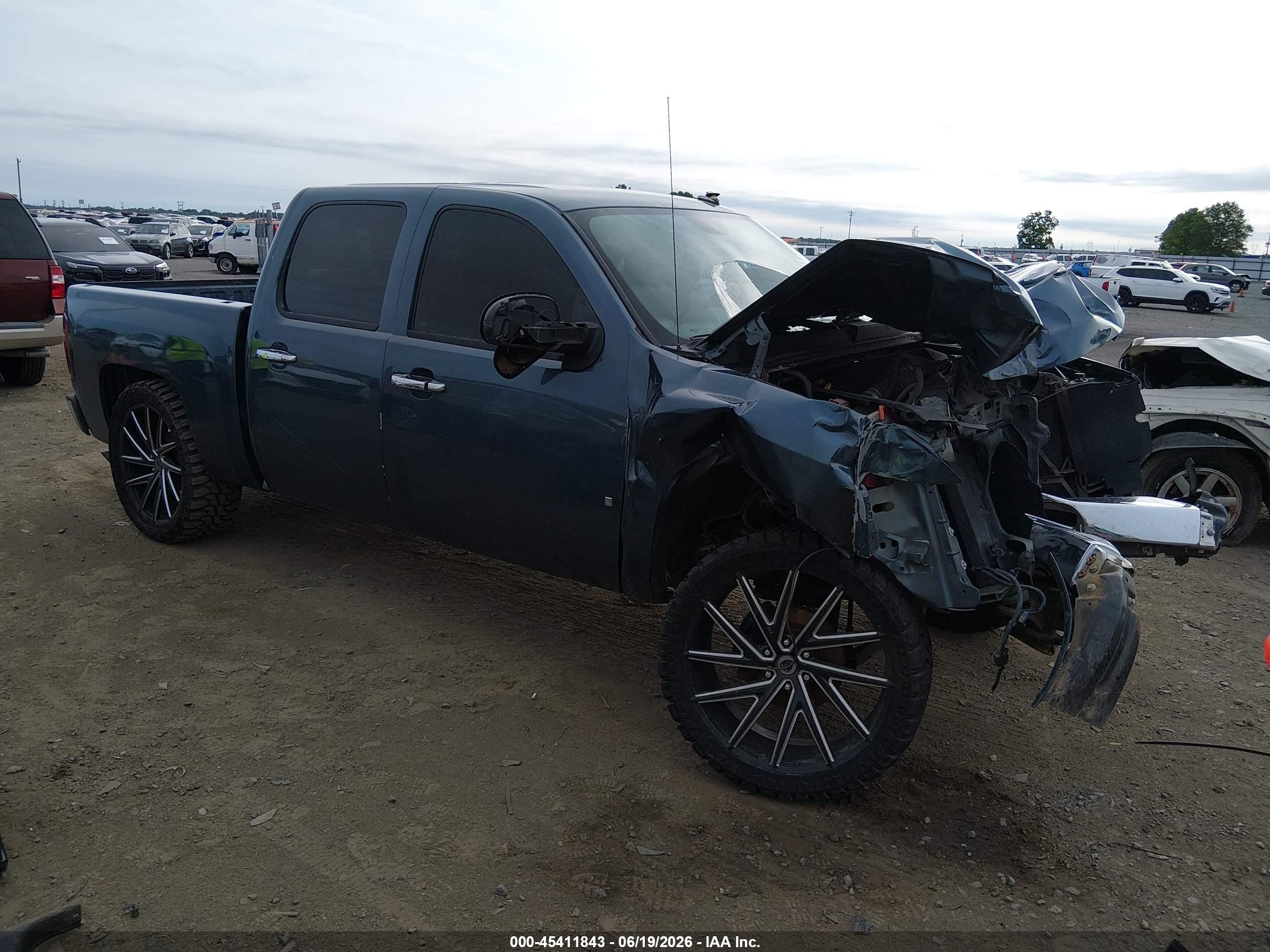 2007 Chevrolet Silverado 1500 Ls Blue vin: 2GCEC13C571712849