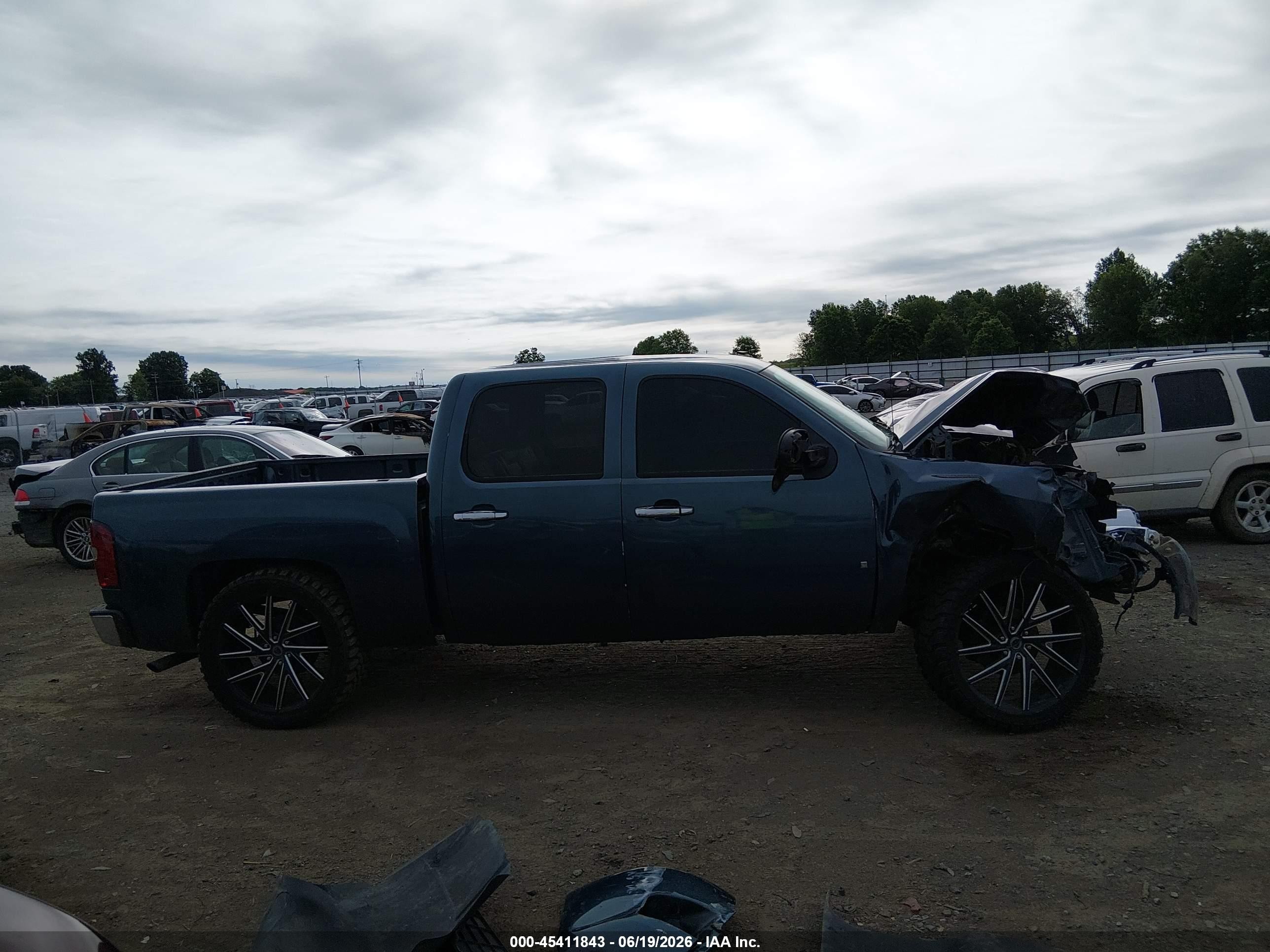 2007 Chevrolet Silverado 1500 Ls Blue vin: 2GCEC13C571712849