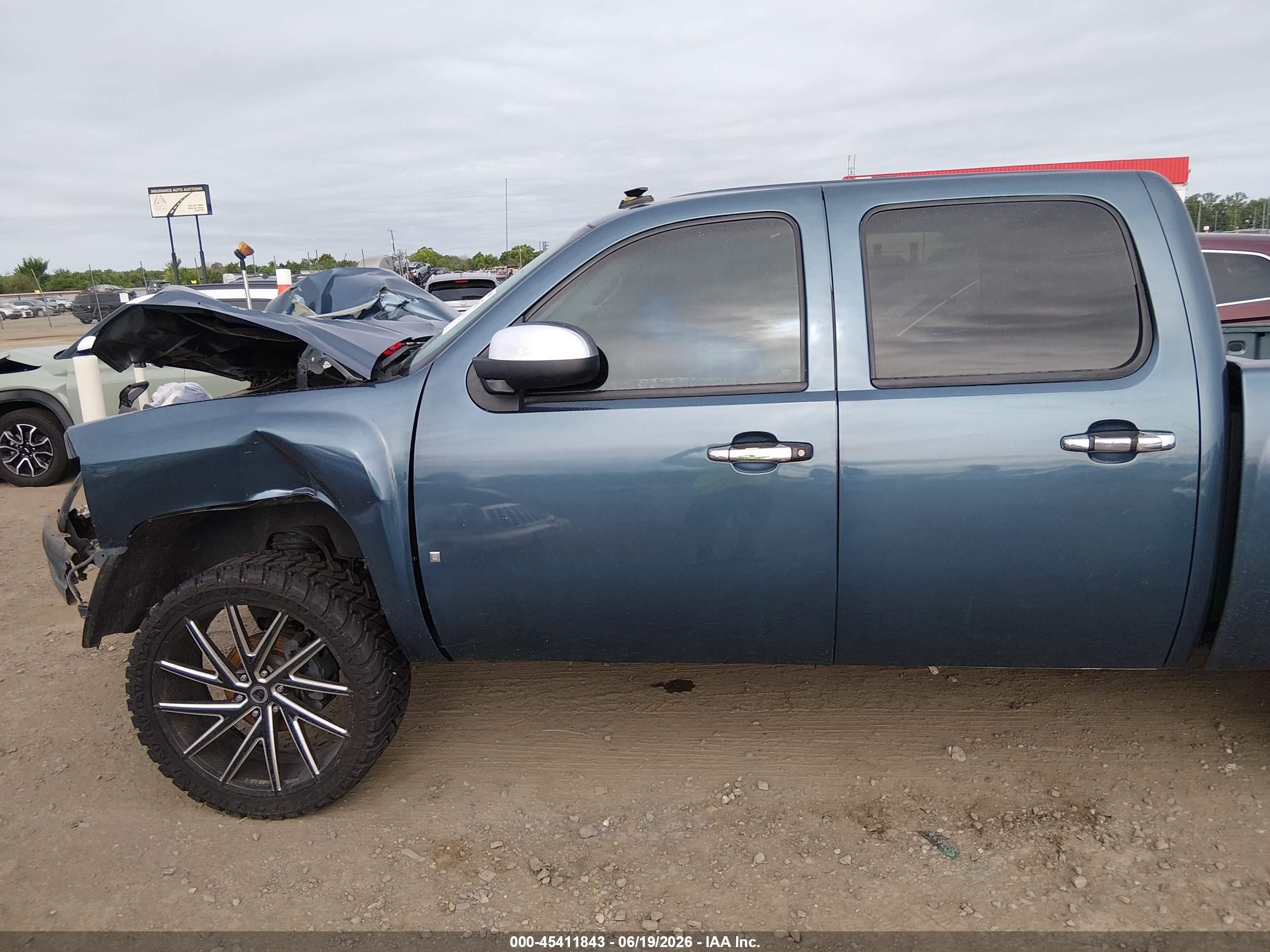 2007 Chevrolet Silverado 1500 Ls Blue vin: 2GCEC13C571712849