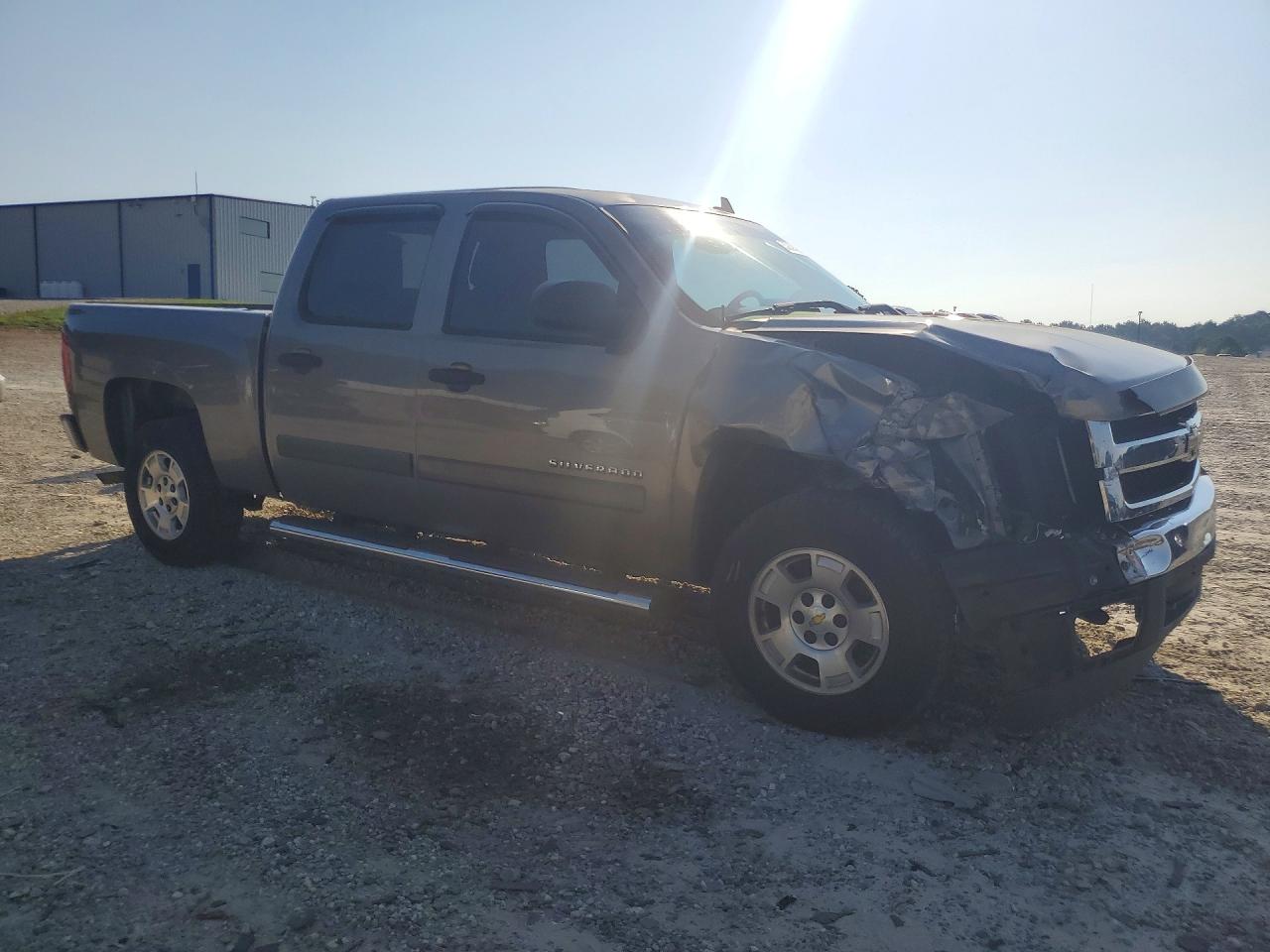 2007 Chevrolet Silverado C1500 Crew Cab Tan vin: 2GCEC13C671649941
