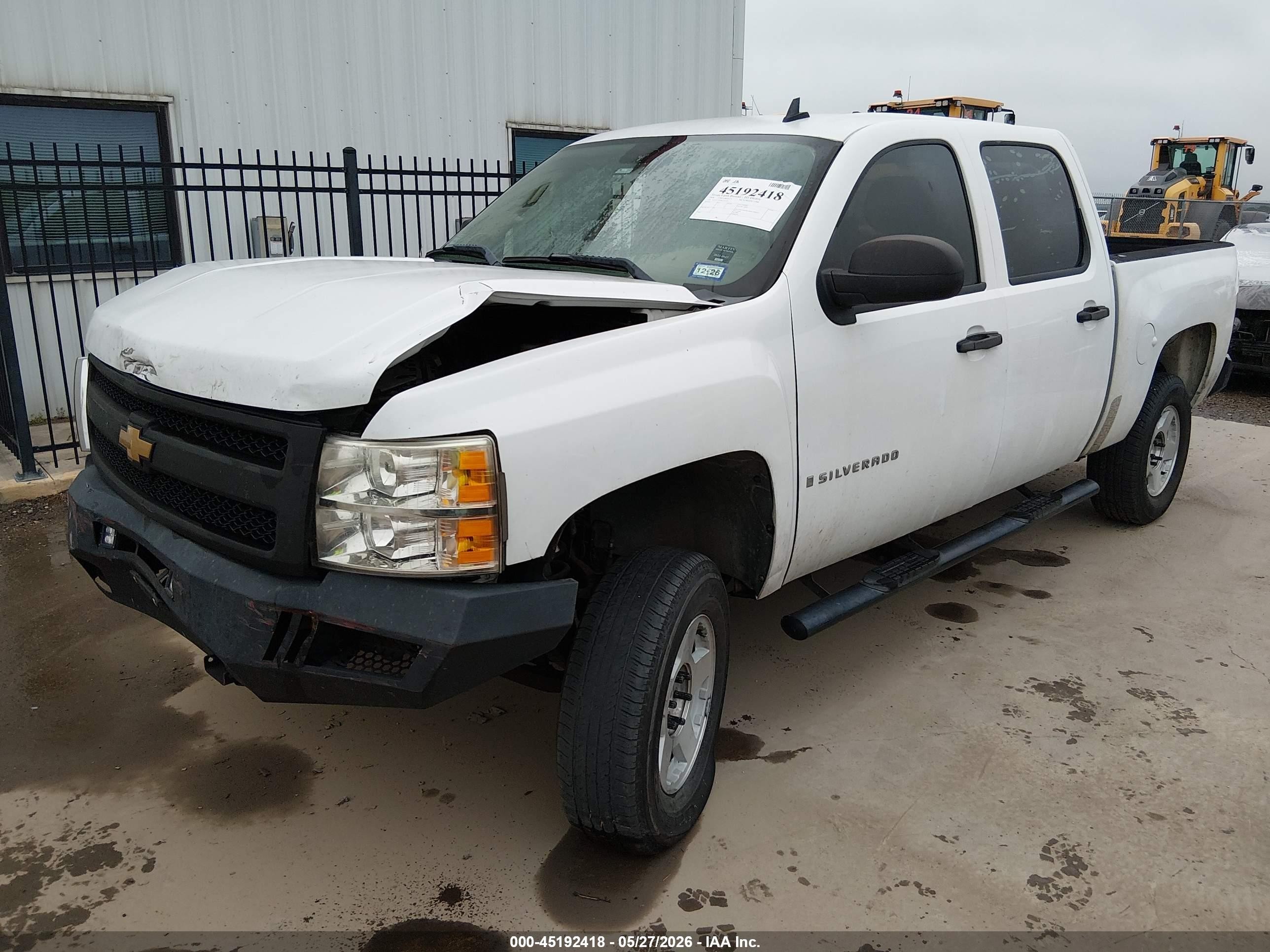 2008 Chevrolet Silverado 1500 Work Truck White vin: 2GCEC13C681107210