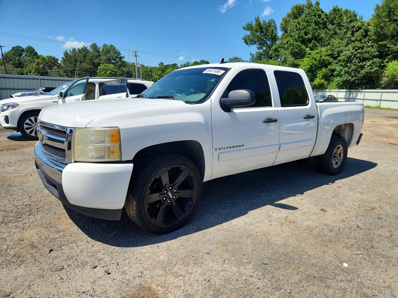 2008 Chevrolet Silverado C1500 White vin: 2GCEC13C681114710