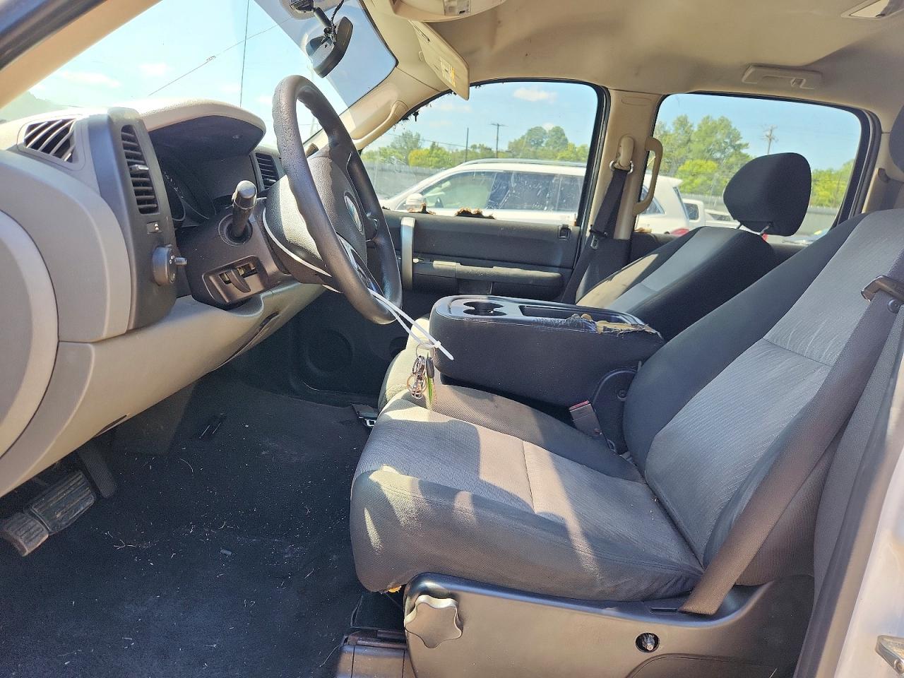 2008 Chevrolet Silverado C1500 Белый vin: 2GCEC13C681114710