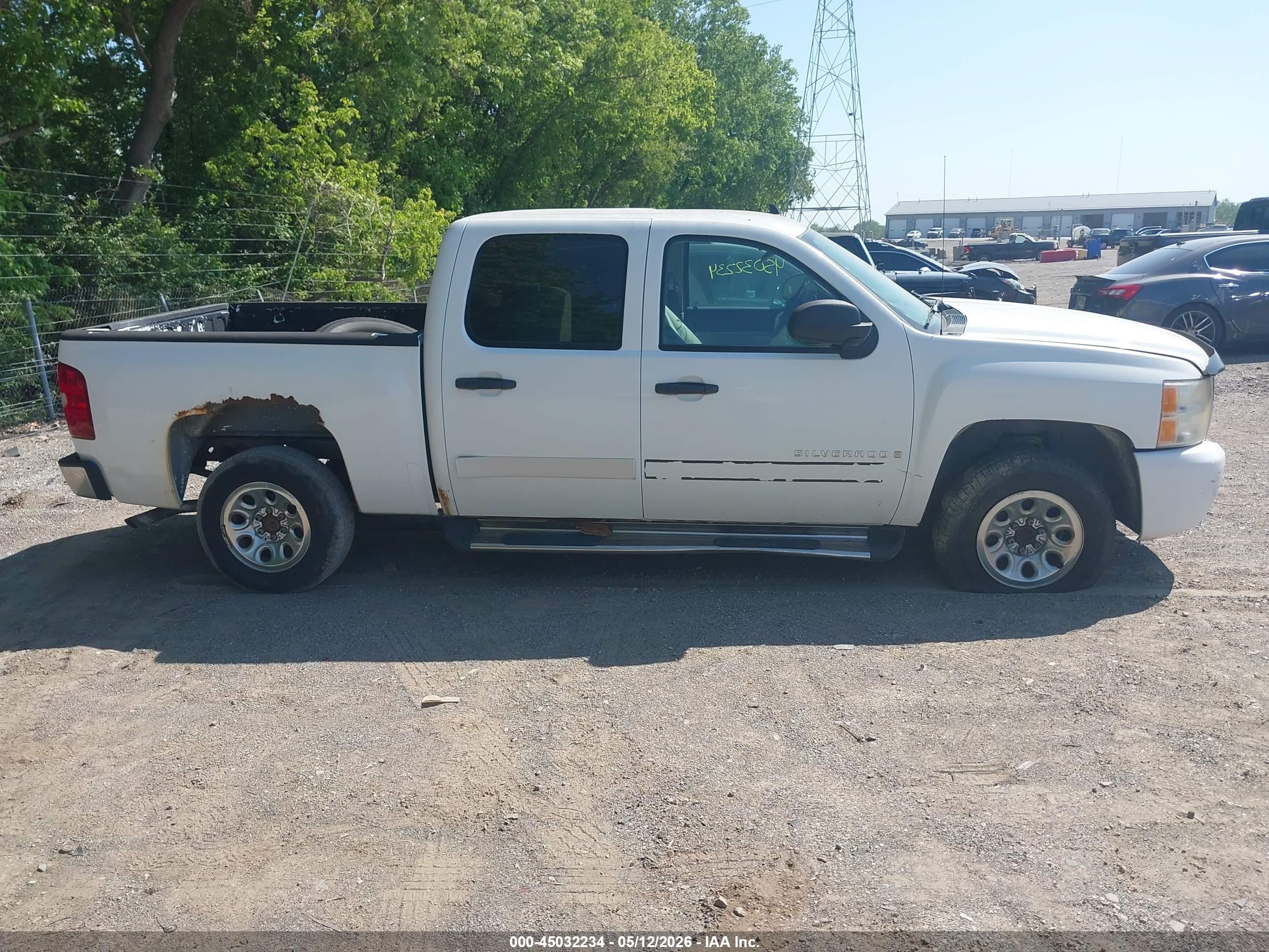 2007 Chevrolet Silverado 1500 Lt1 White vin: 2GCEC13C771548178