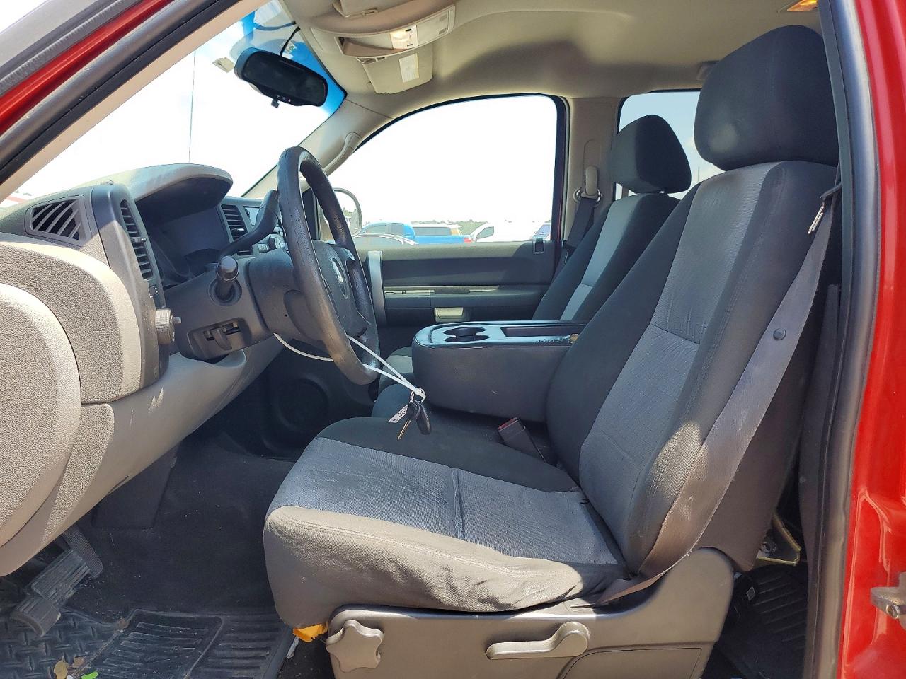 2008 Chevrolet Silverado C1500 Red vin: 2GCEC13C781304158