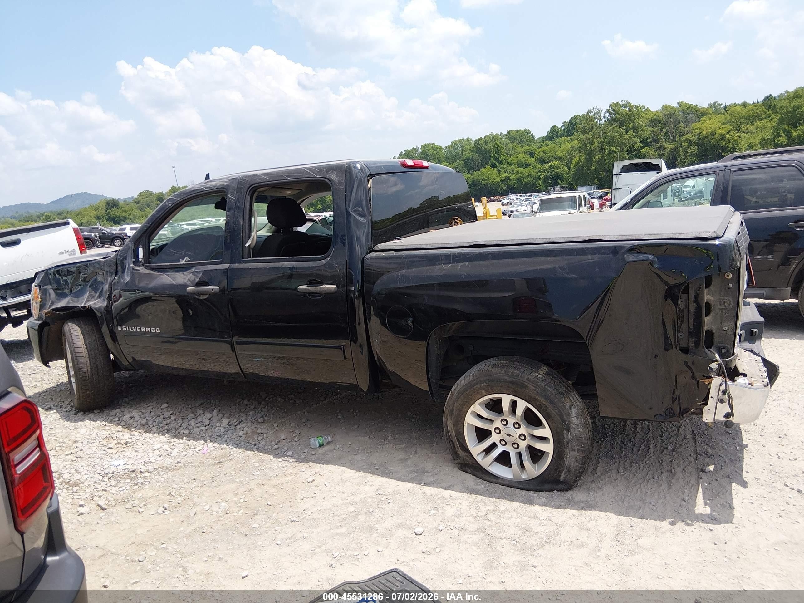 2008 Chevrolet Silverado 1500 Ls Black vin: 2GCEC13C781335054