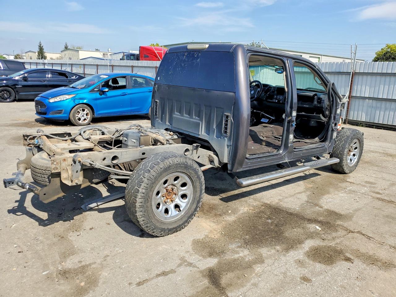 2007 Chev Silverado C1500 Crew Cab Black vin: 2GCEC13C971576774
