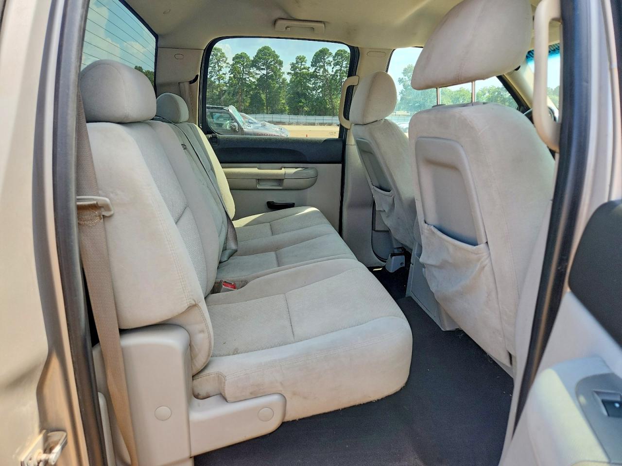 2007 Chevrolet Silverado C1500 Crew Cab Silver vin: 2GCEC13J071504330