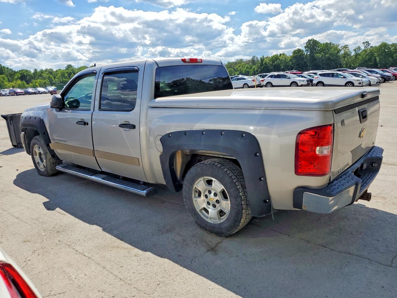 2007 Chevrolet Silverado C1500 Crew Cab Gray vin: 2GCEC13J071530328