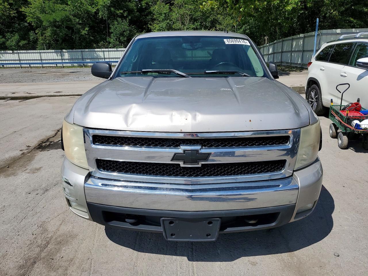 2007 Chevrolet Silverado C1500 Crew Cab Gray vin: 2GCEC13J071530328