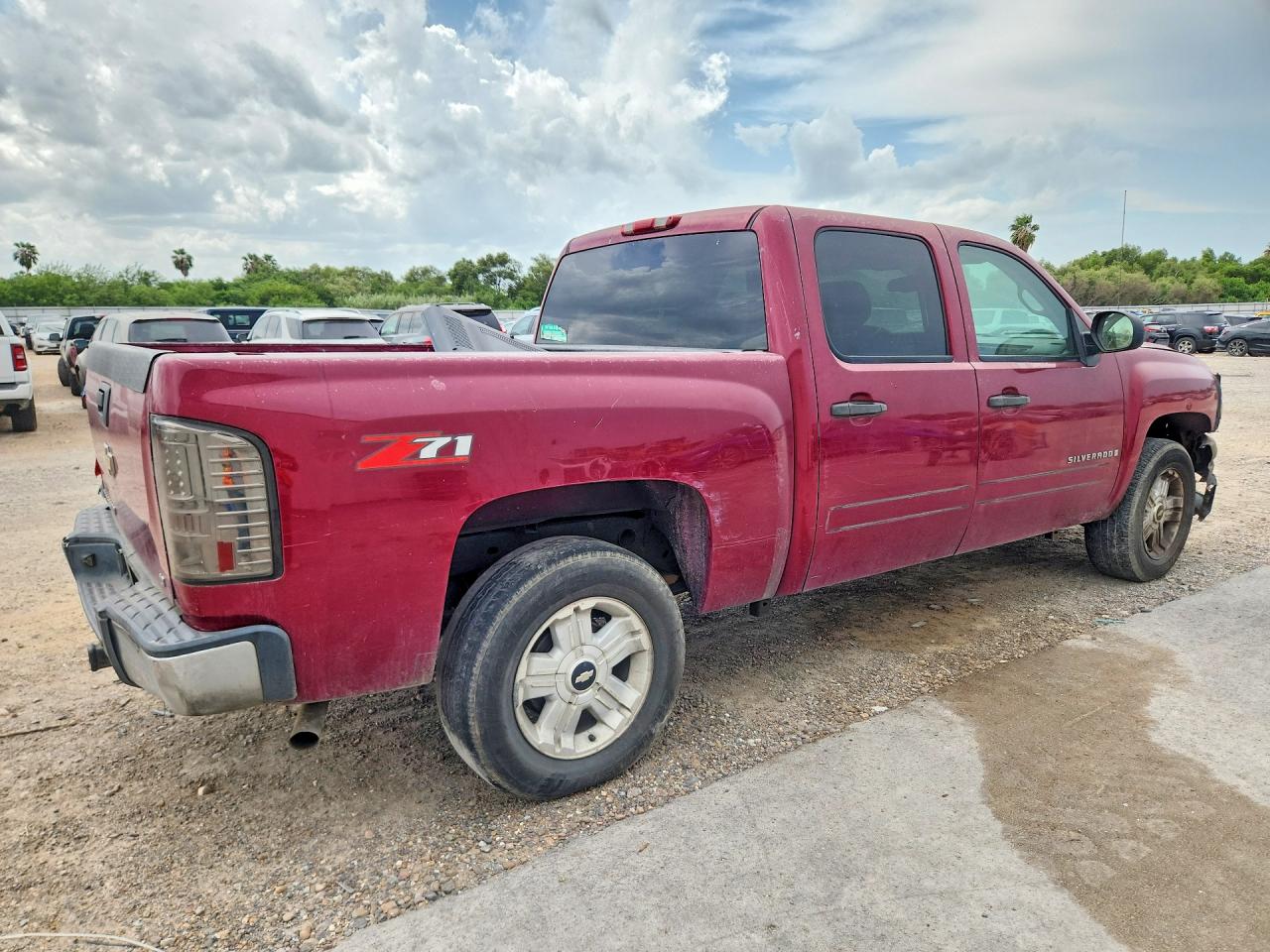 2007 Chevrolet Silverado C1500 Crew Cab Maroon vin: 2GCEC13J071637654