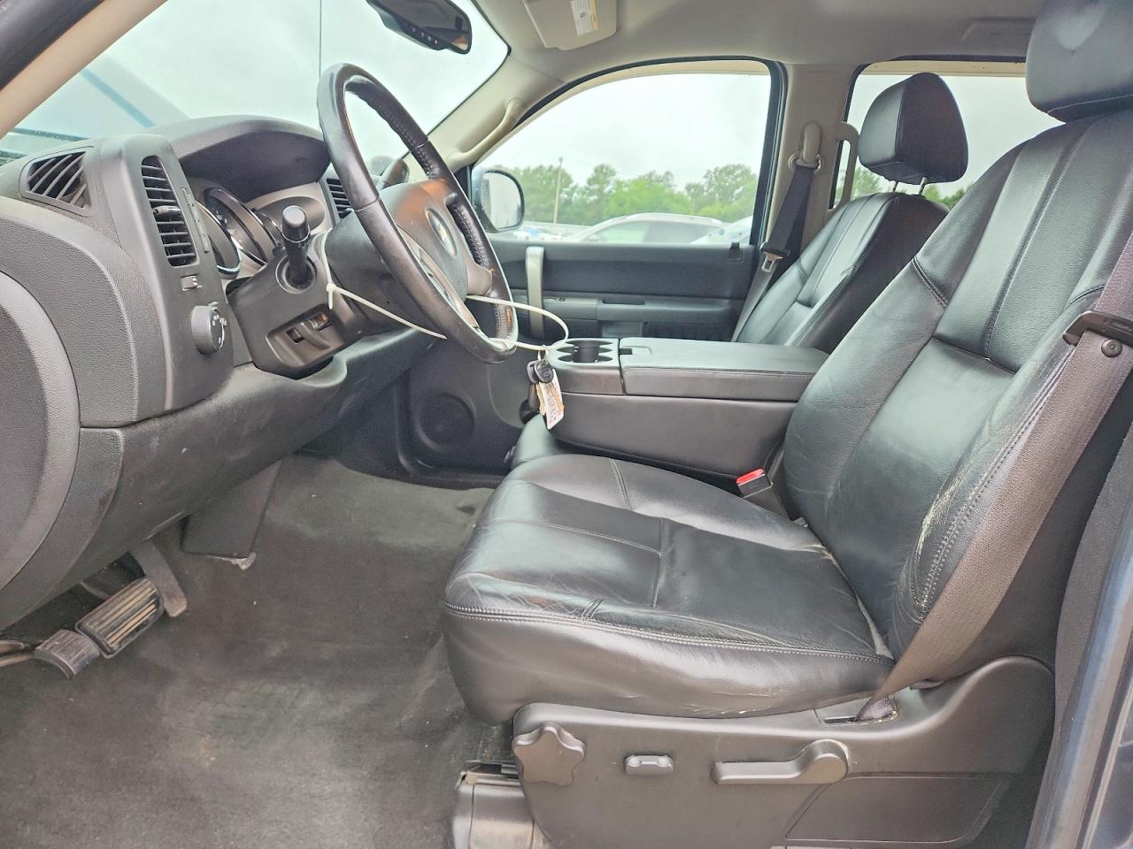 2008 Chevrolet Silverado C1500 Blue vin: 2GCEC13J181170410