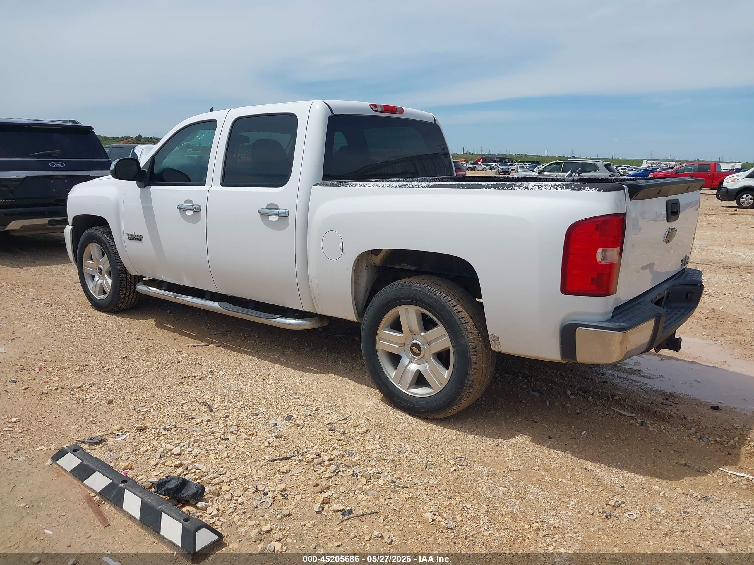 2008 Chevrolet Silverado 1500 Lt1 White vin: 2GCEC13J281188107