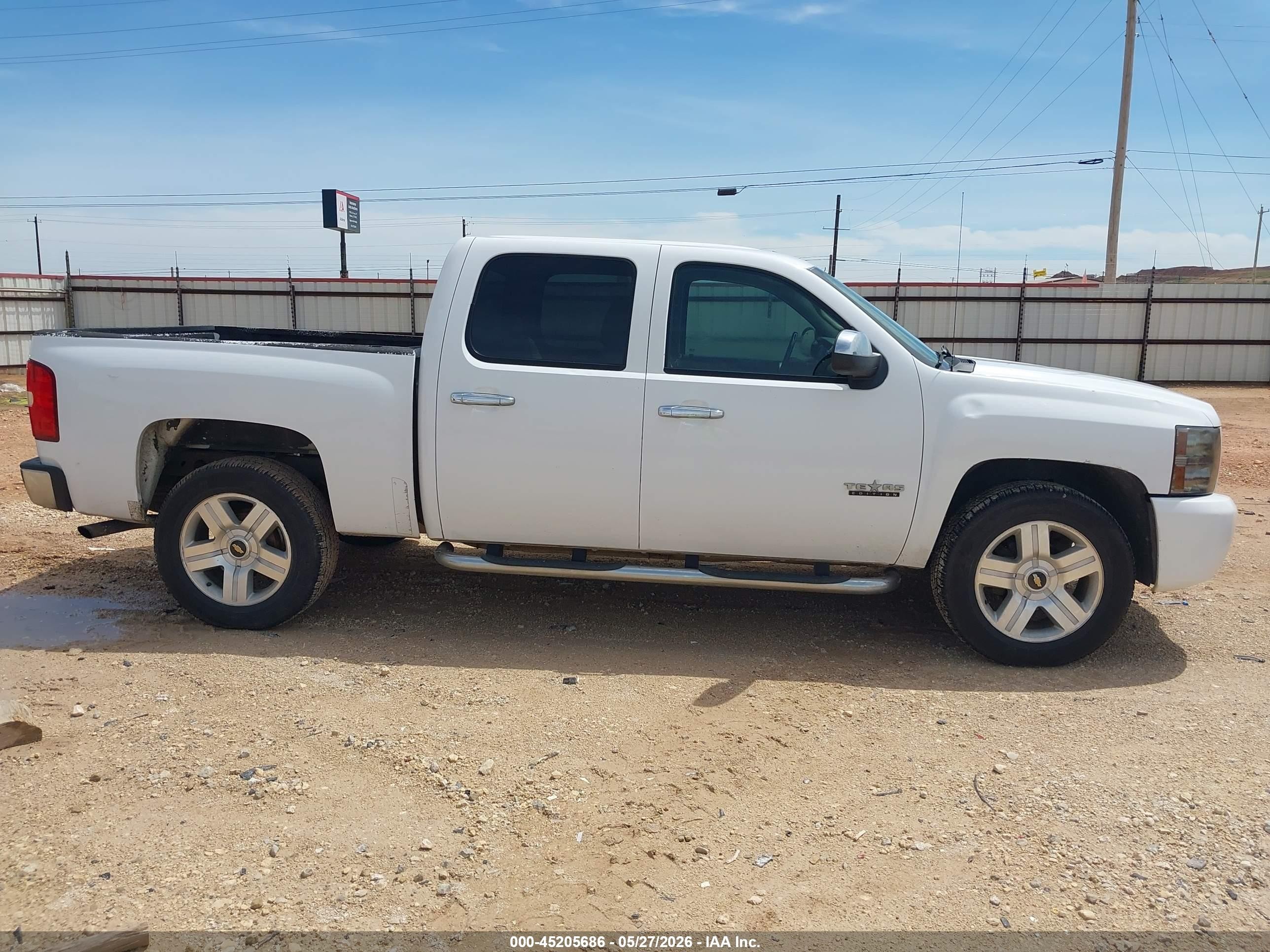 2008 Chevrolet Silverado 1500 Lt1 White vin: 2GCEC13J281188107