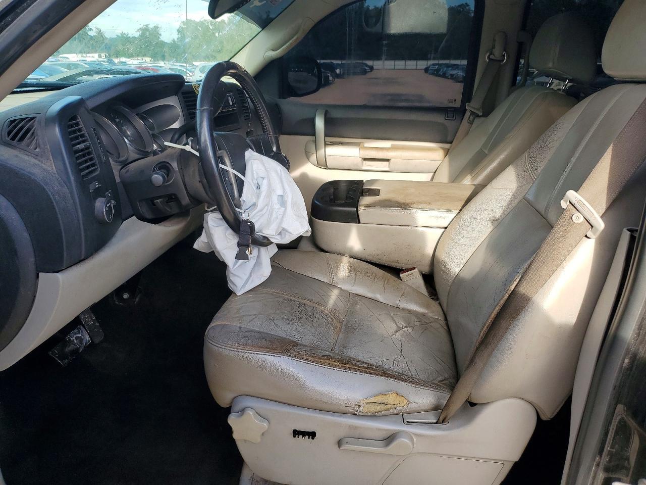 2008 Chevrolet Silverado C1500 Black vin: 2GCEC13J481181661