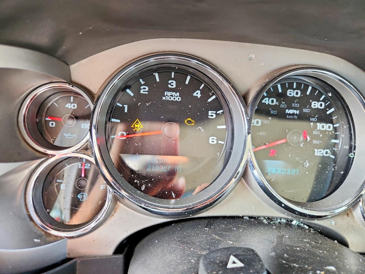 2008 Chevrolet Silverado C1500 White vin: 2GCEC13J481204467