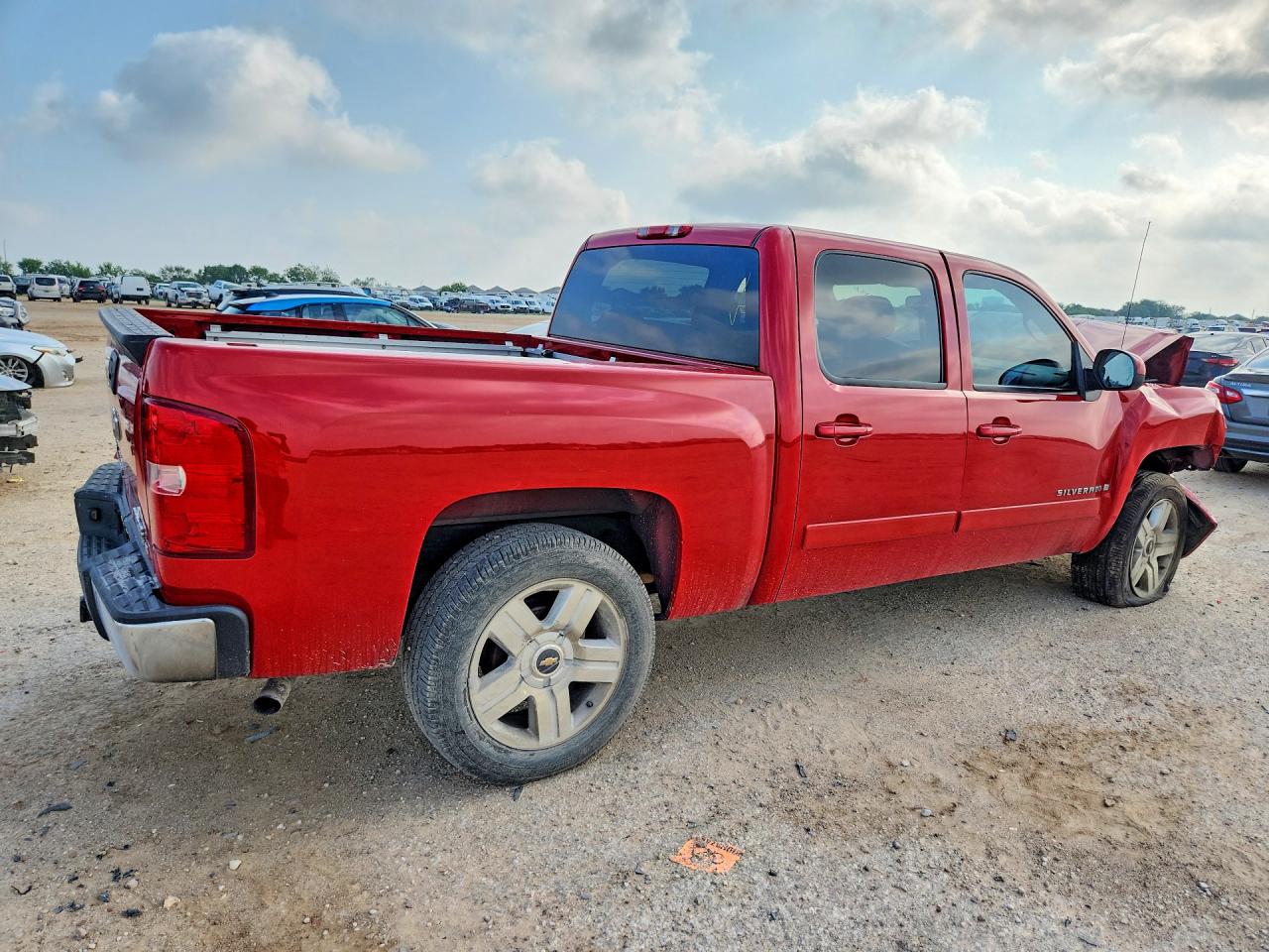 2008 Chevrolet Silverado C1500 Red vin: 2GCEC13J681325887
