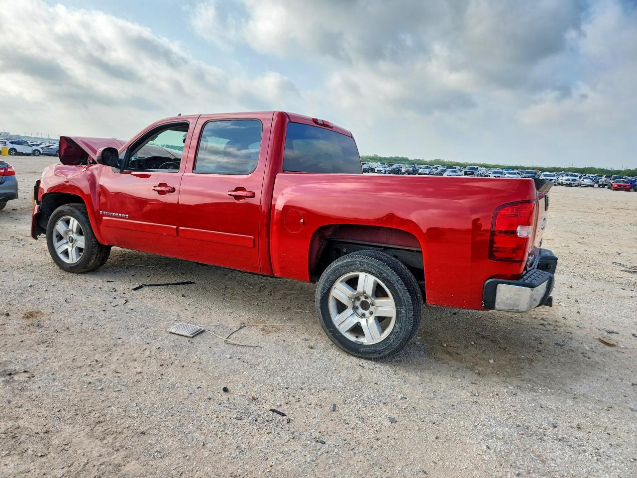 2008 Chevrolet Silverado C1500 Red vin: 2GCEC13J681325887