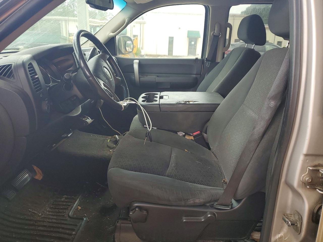 2008 Chevrolet Silverado C1500 Silver vin: 2GCEC13J981111072