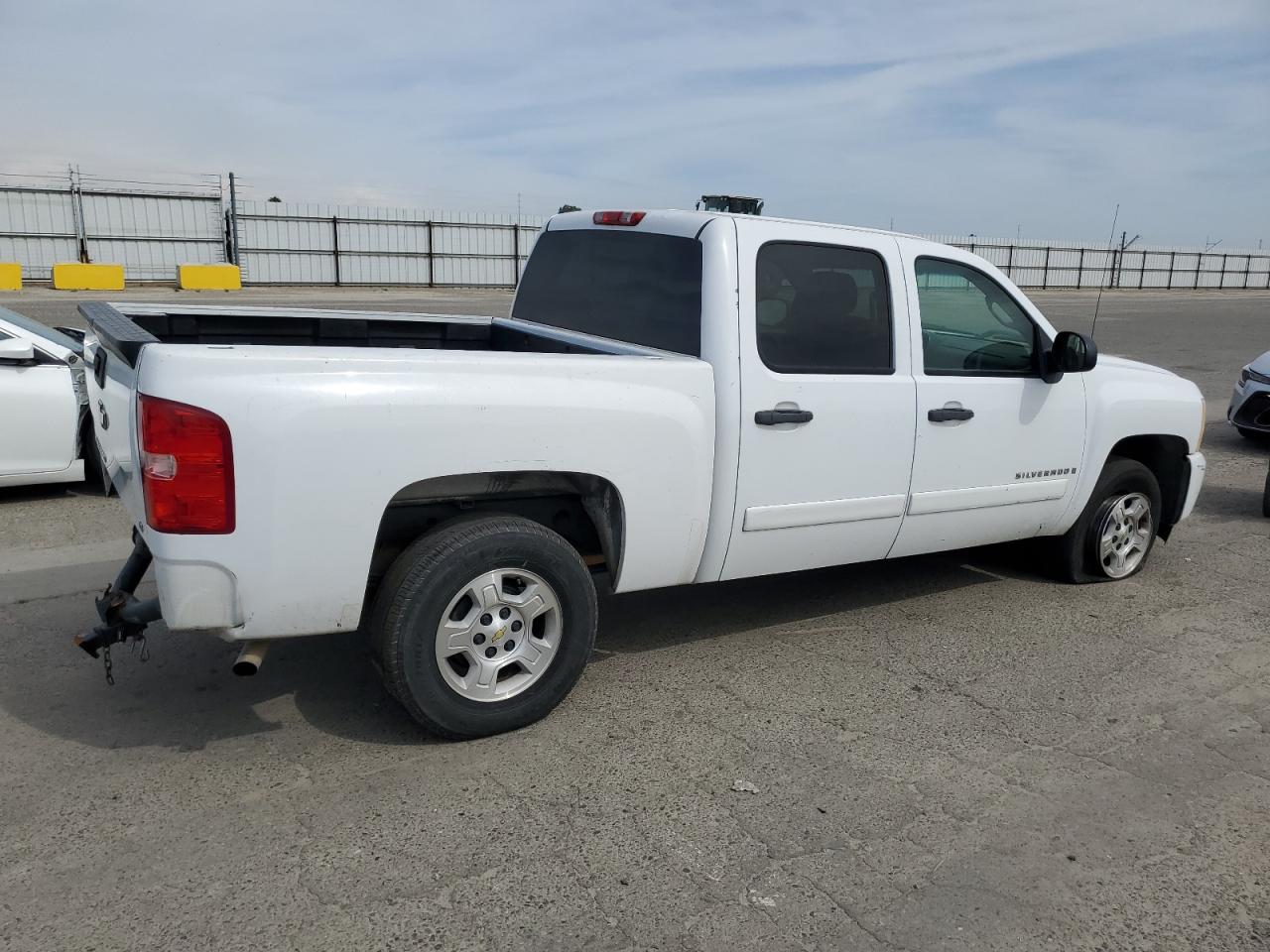 2007 Chevrolet 1500 White vin: 2GCEC13JX71553566