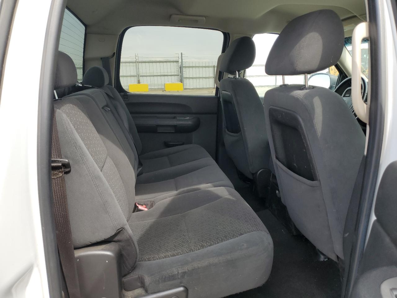 2007 Chevrolet 1500 White vin: 2GCEC13JX71553566