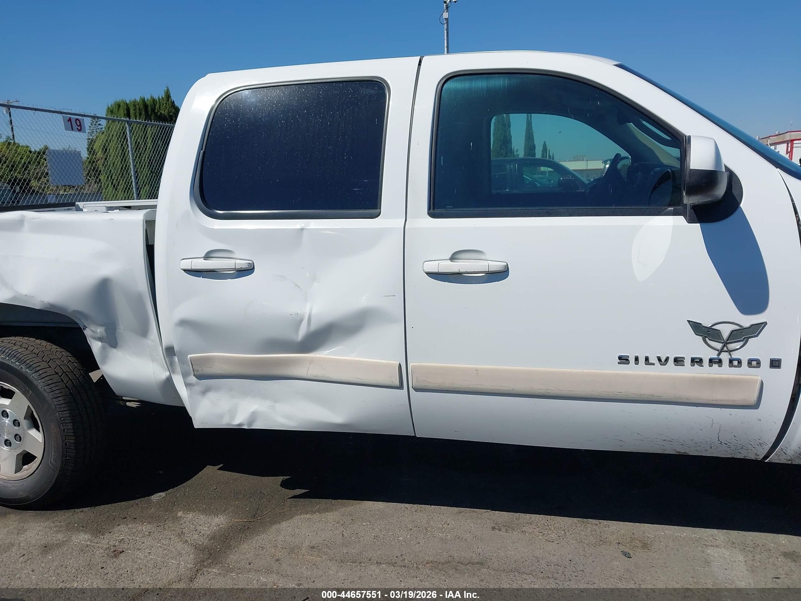 2008 Chevrolet Silverado 1500 Lt2 White vin: 2GCEC13JX81156909