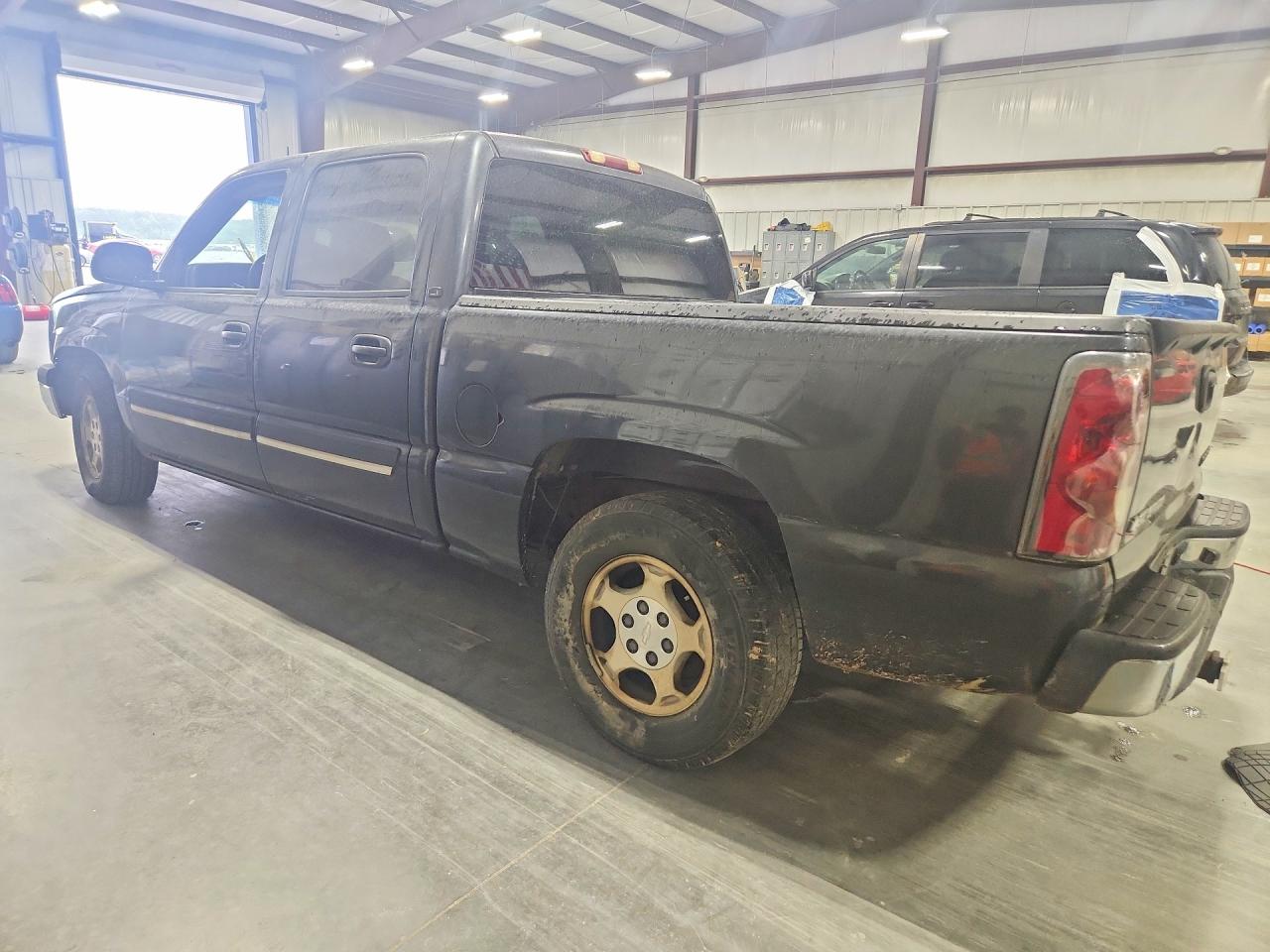 2004 Chevrolet Silverado C1500 Black vin: 2GCEC13T041411451