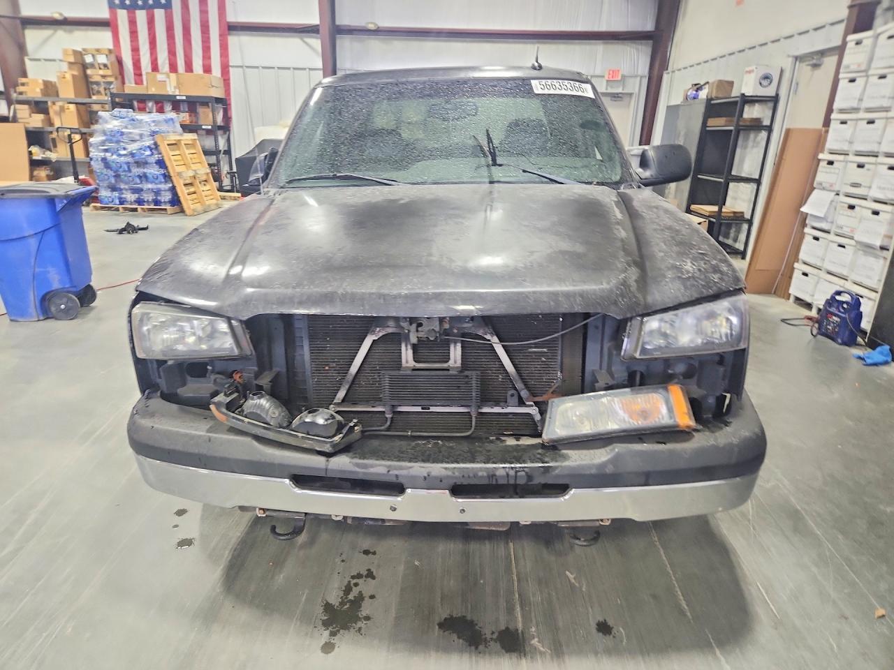 2004 Chevrolet Silverado C1500 Black vin: 2GCEC13T041411451