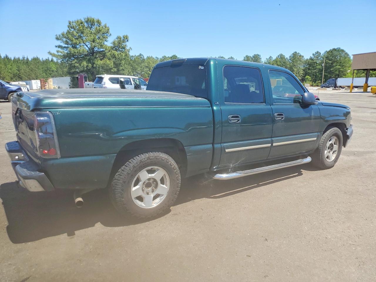 2005 Chevrolet Silverado C1500 Green vin: 2GCEC13T051256952