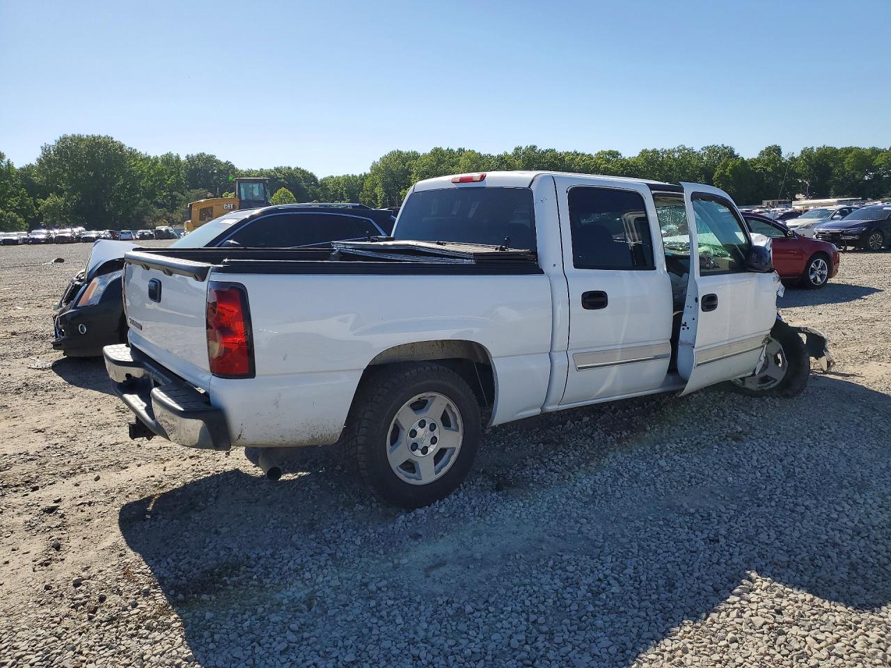 2005 Chevrolet Silverado C1500 White vin: 2GCEC13T051349471