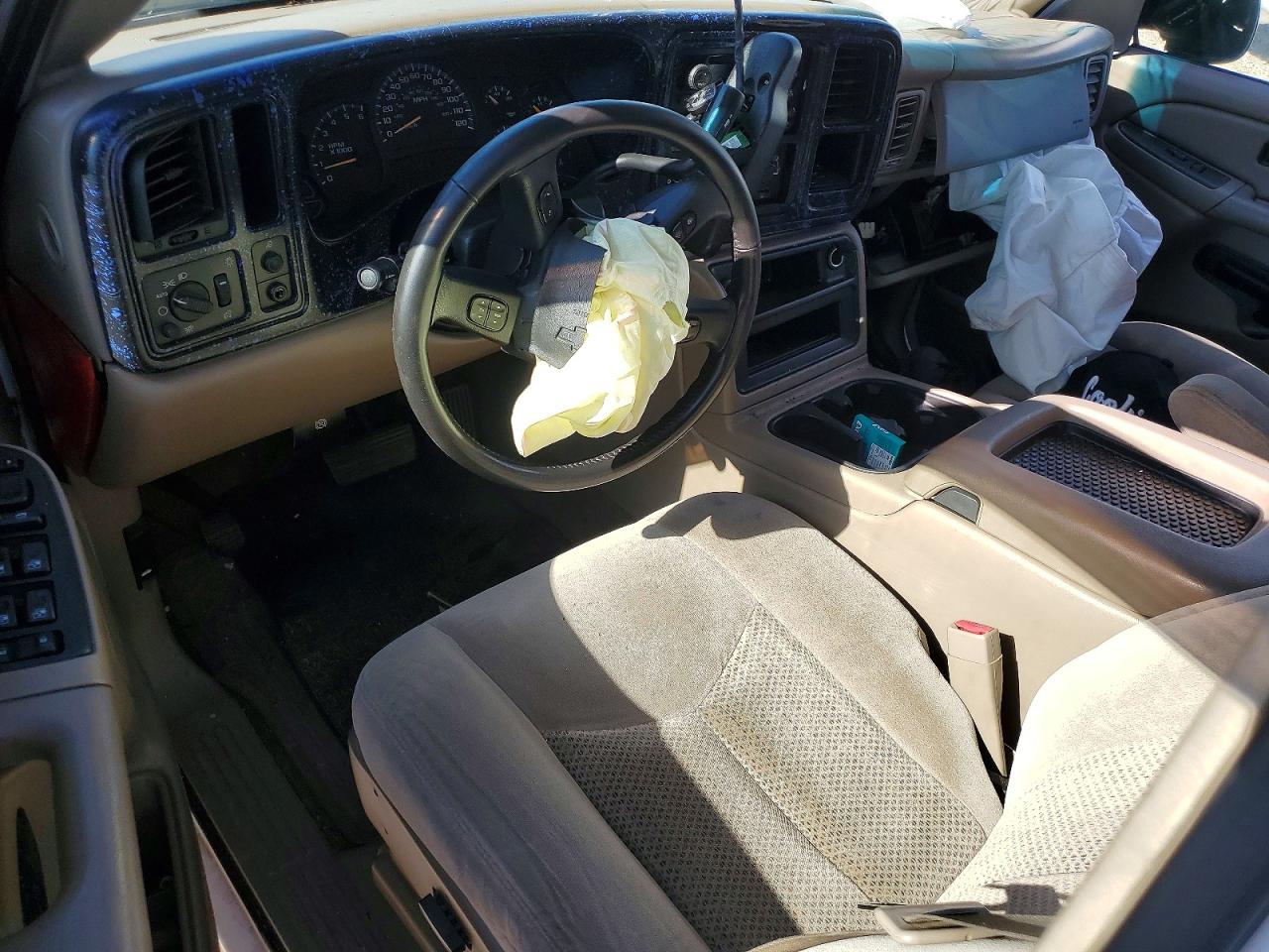2005 Chevrolet Silverado C1500 White vin: 2GCEC13T051349471