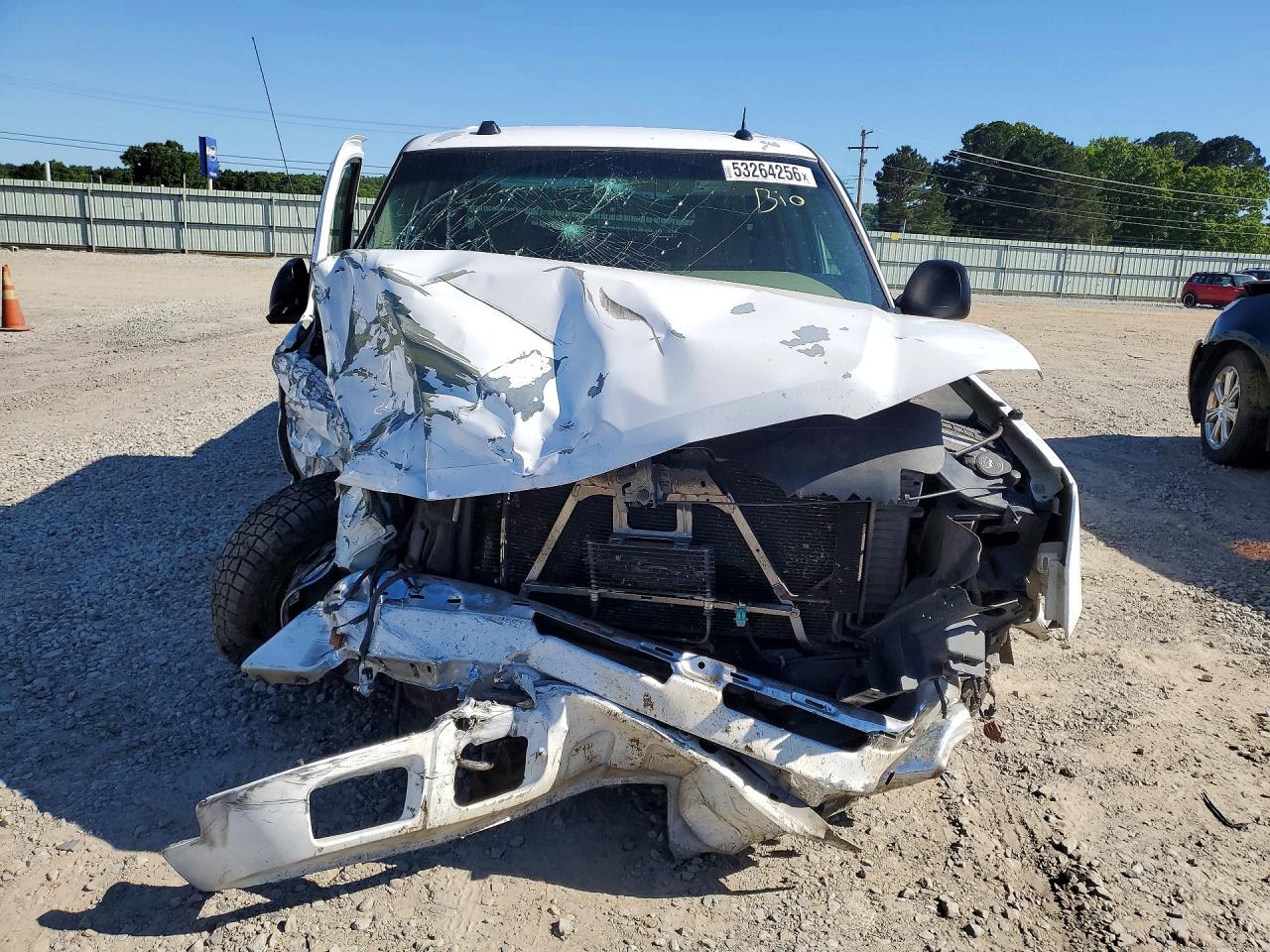 2005 Chevrolet Silverado C1500 White vin: 2GCEC13T051349471